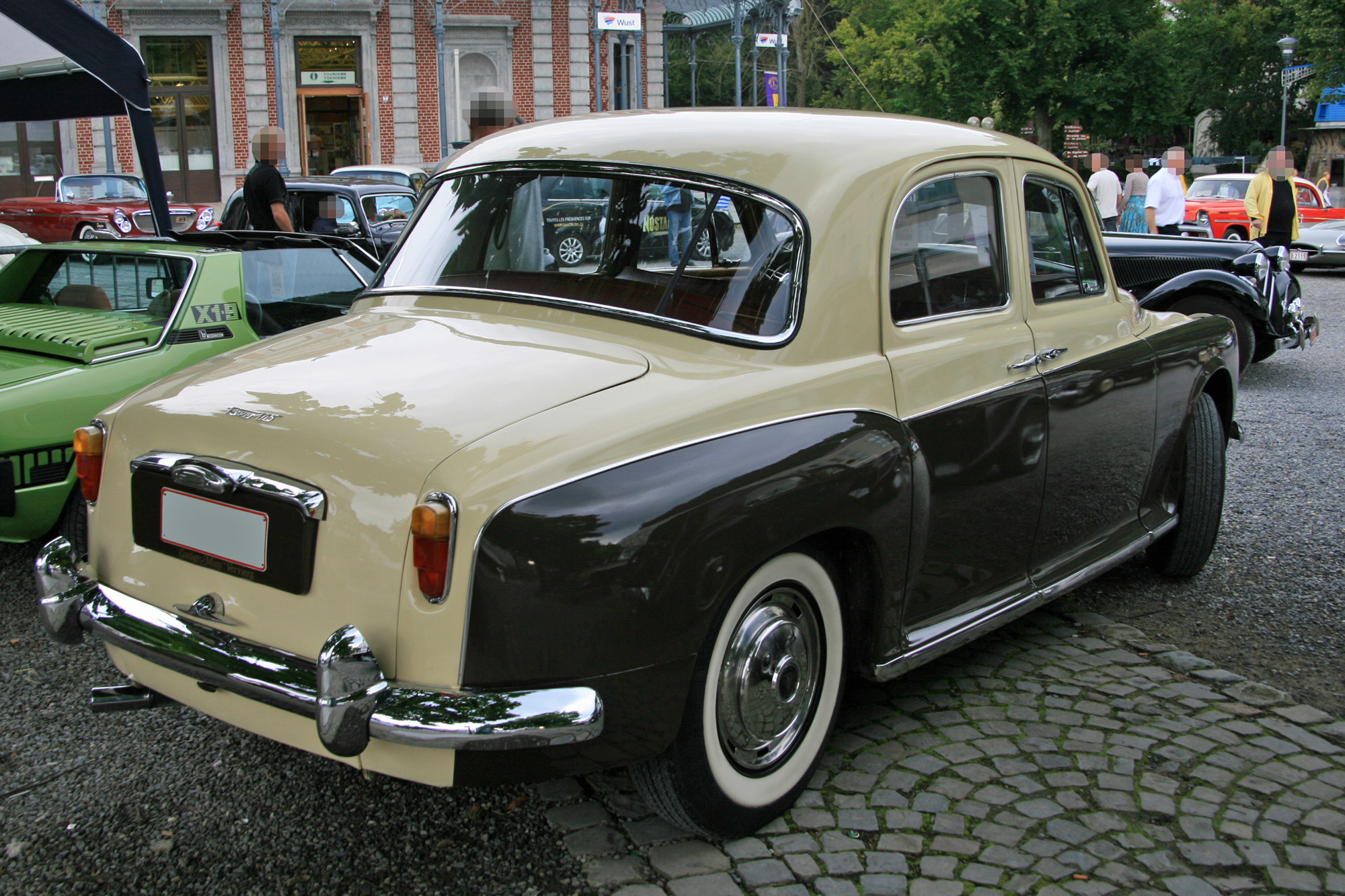 Rover P4