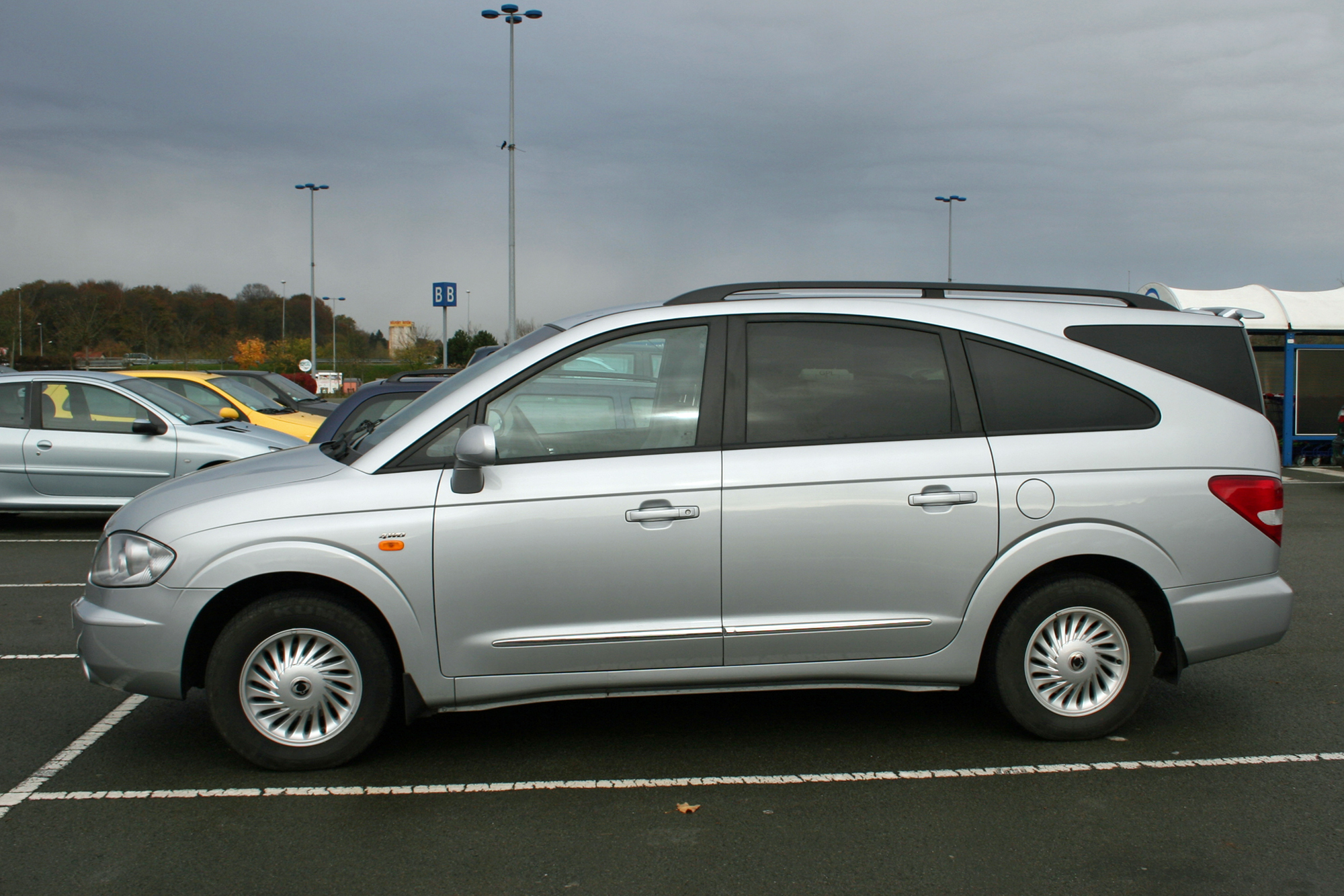 Ssangyong Rodius 1