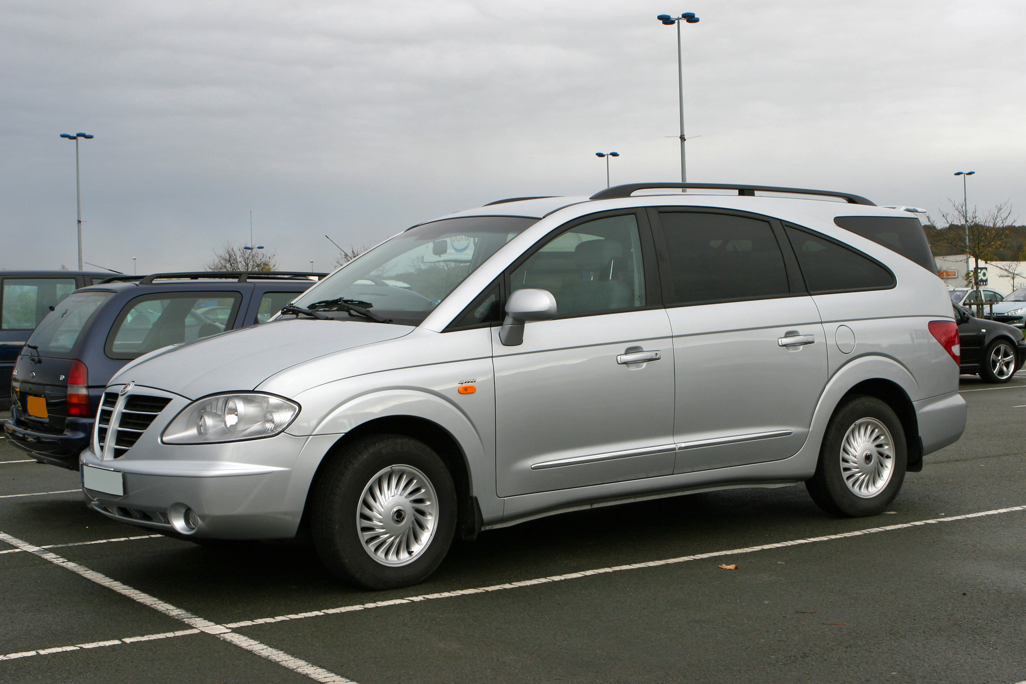 Ssangyong Rodius 1