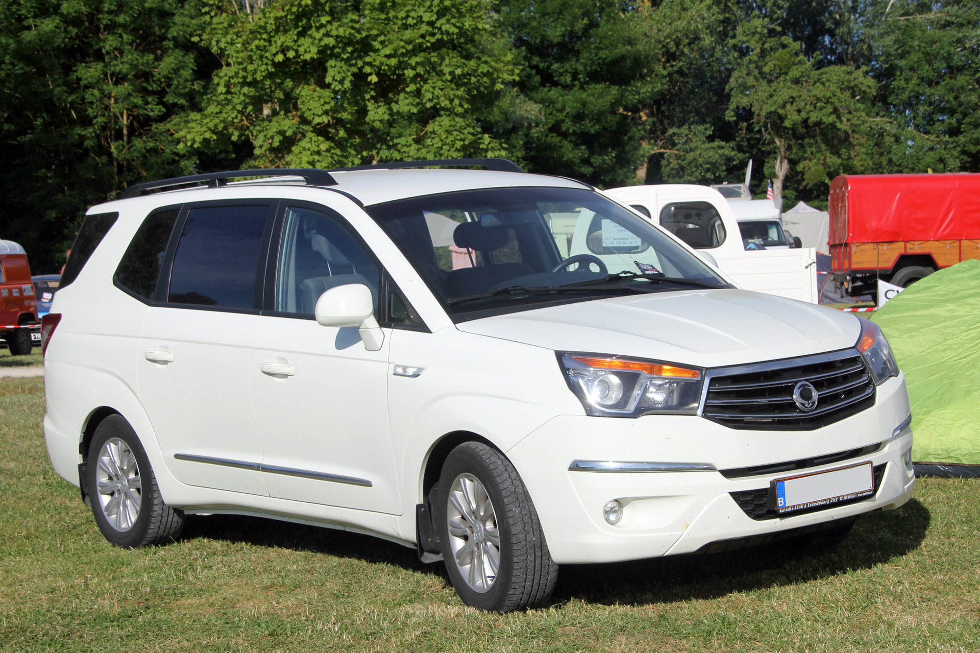Ssangyong Rodius 2