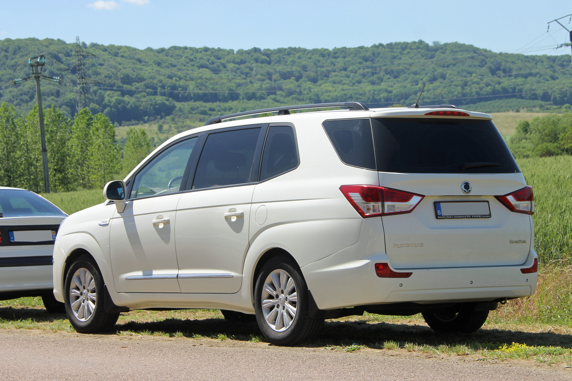 Ssangyong Rodius 2