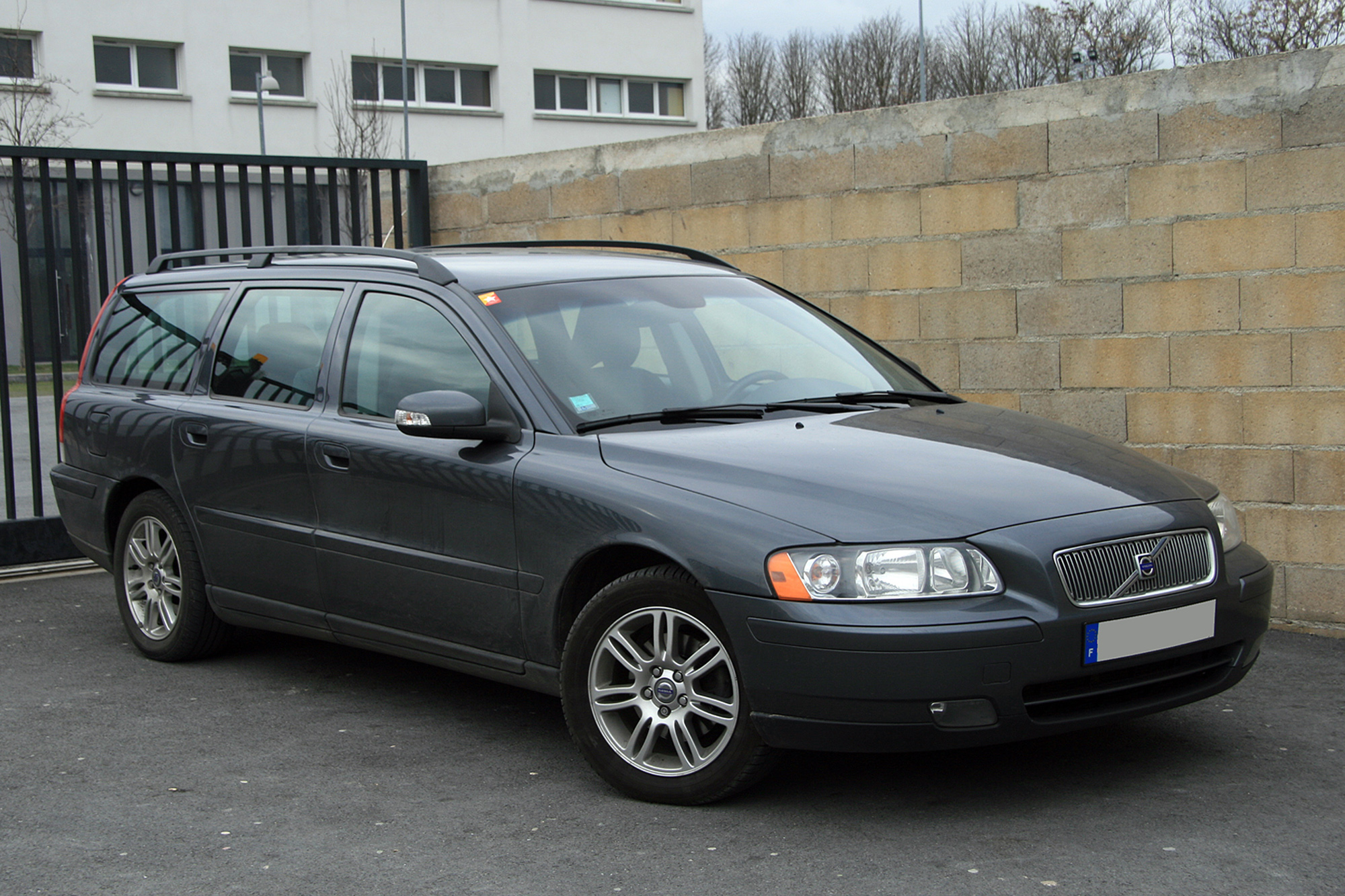 Volvo V70 2