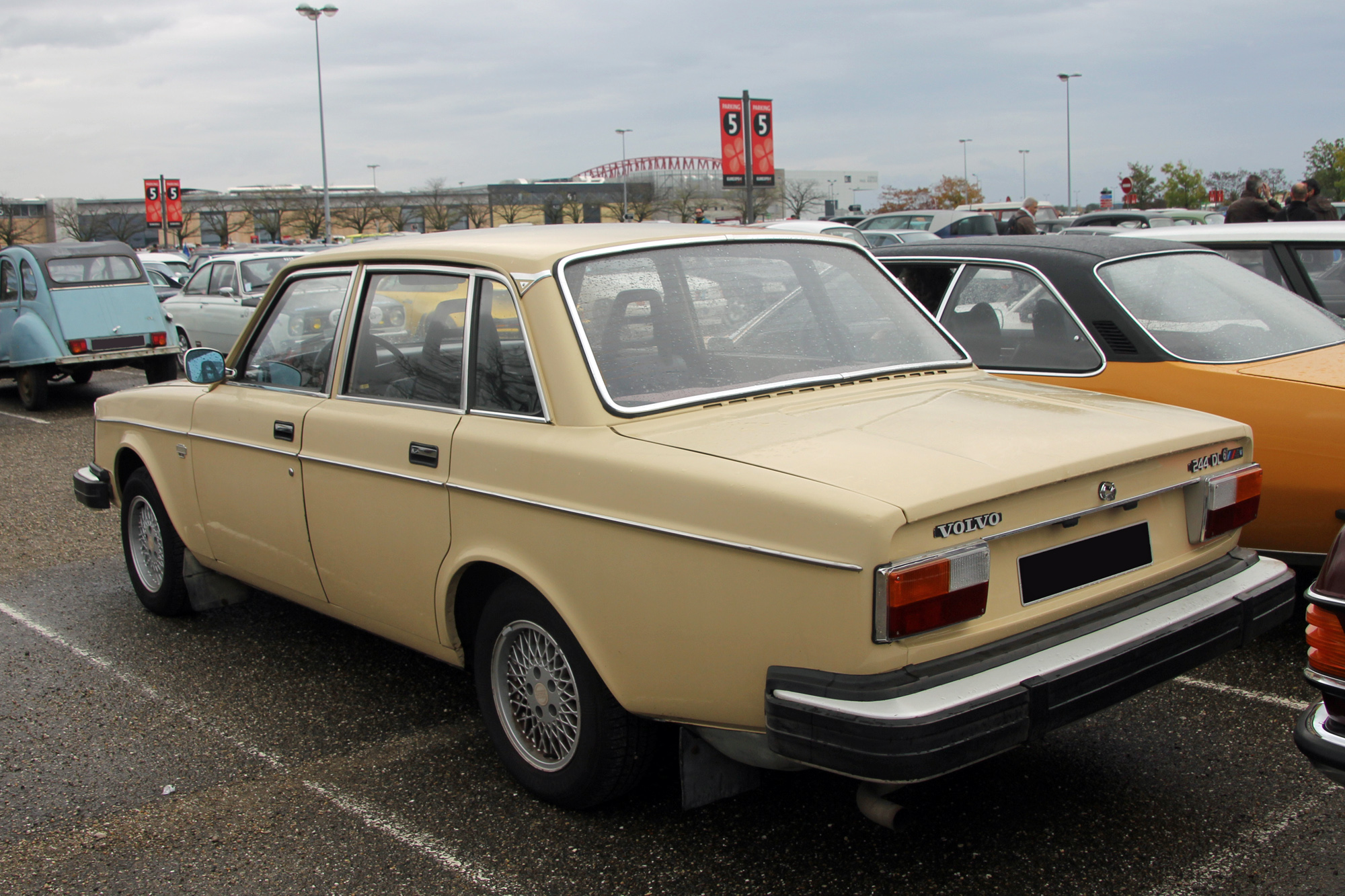 Volvo 240 phase 1