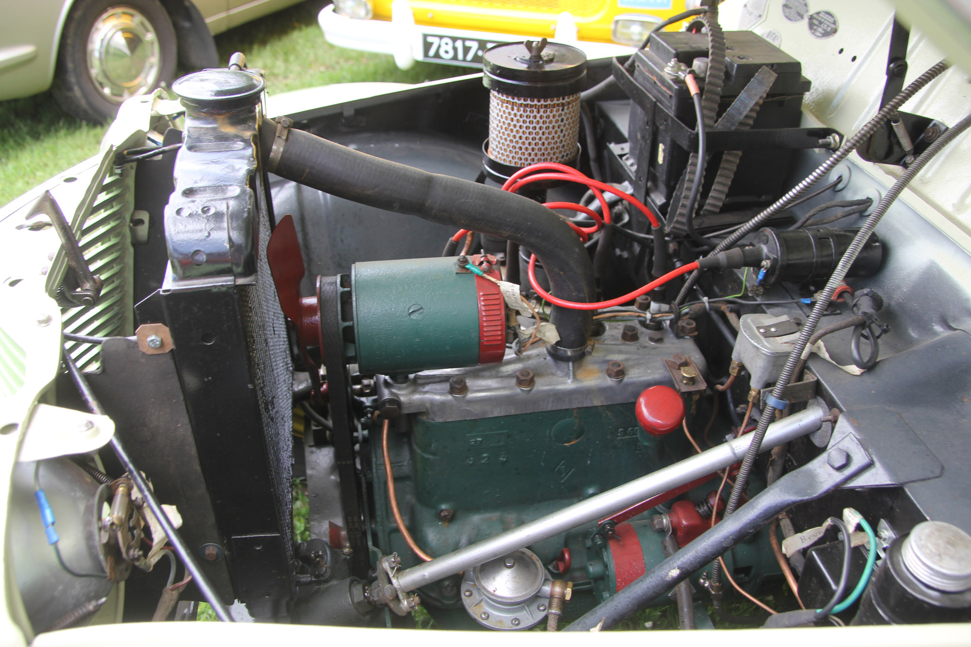 Renault Juvaquatre