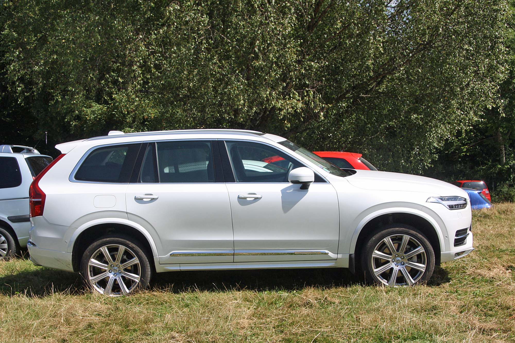 Volvo  XC90 2