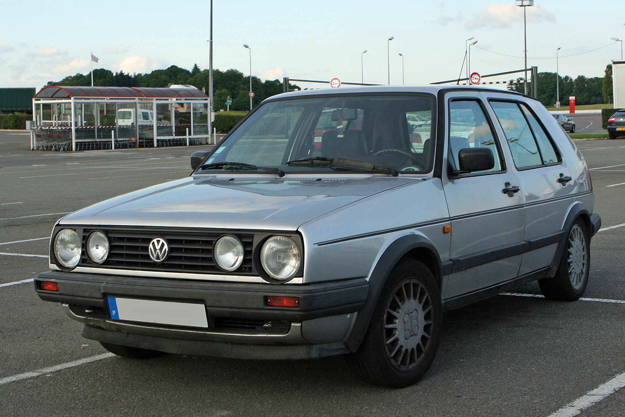 Volkswagen Golf 2