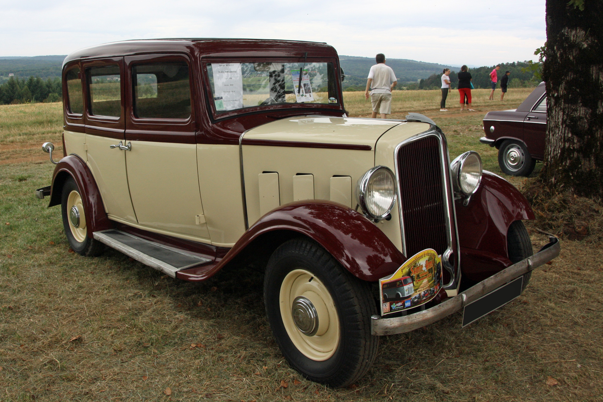 Renault Monaquatre