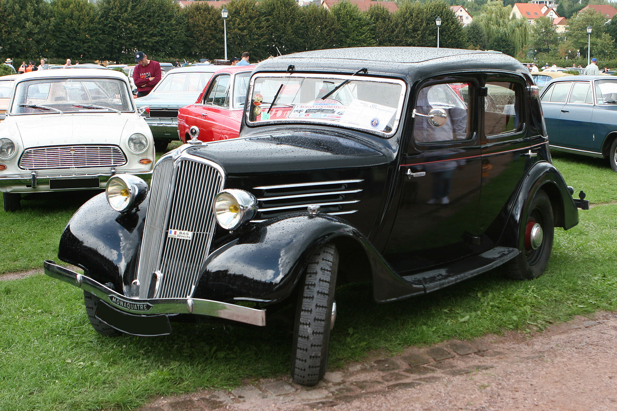 Renault Monaquatre