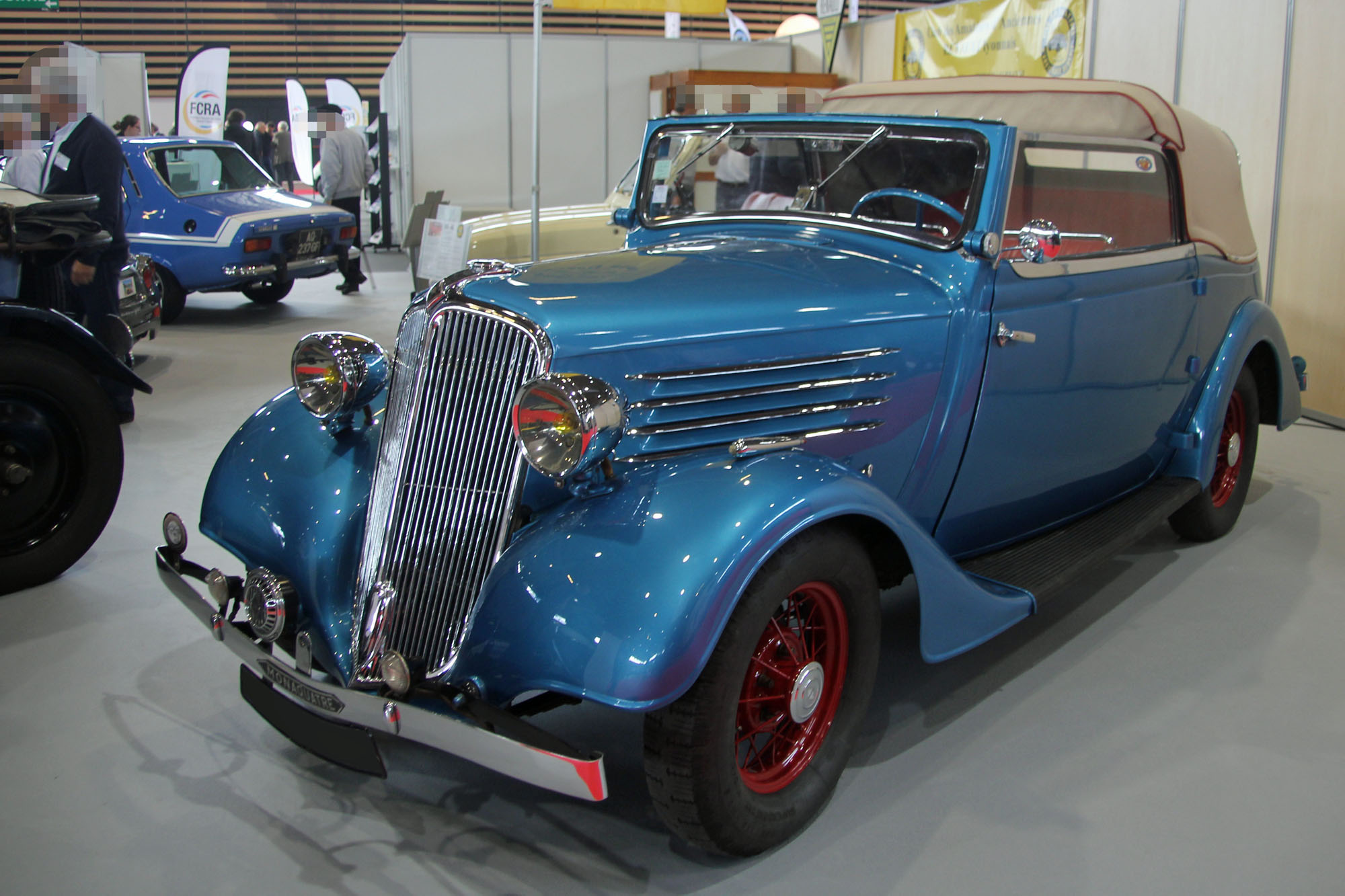 Renault Monaquatre