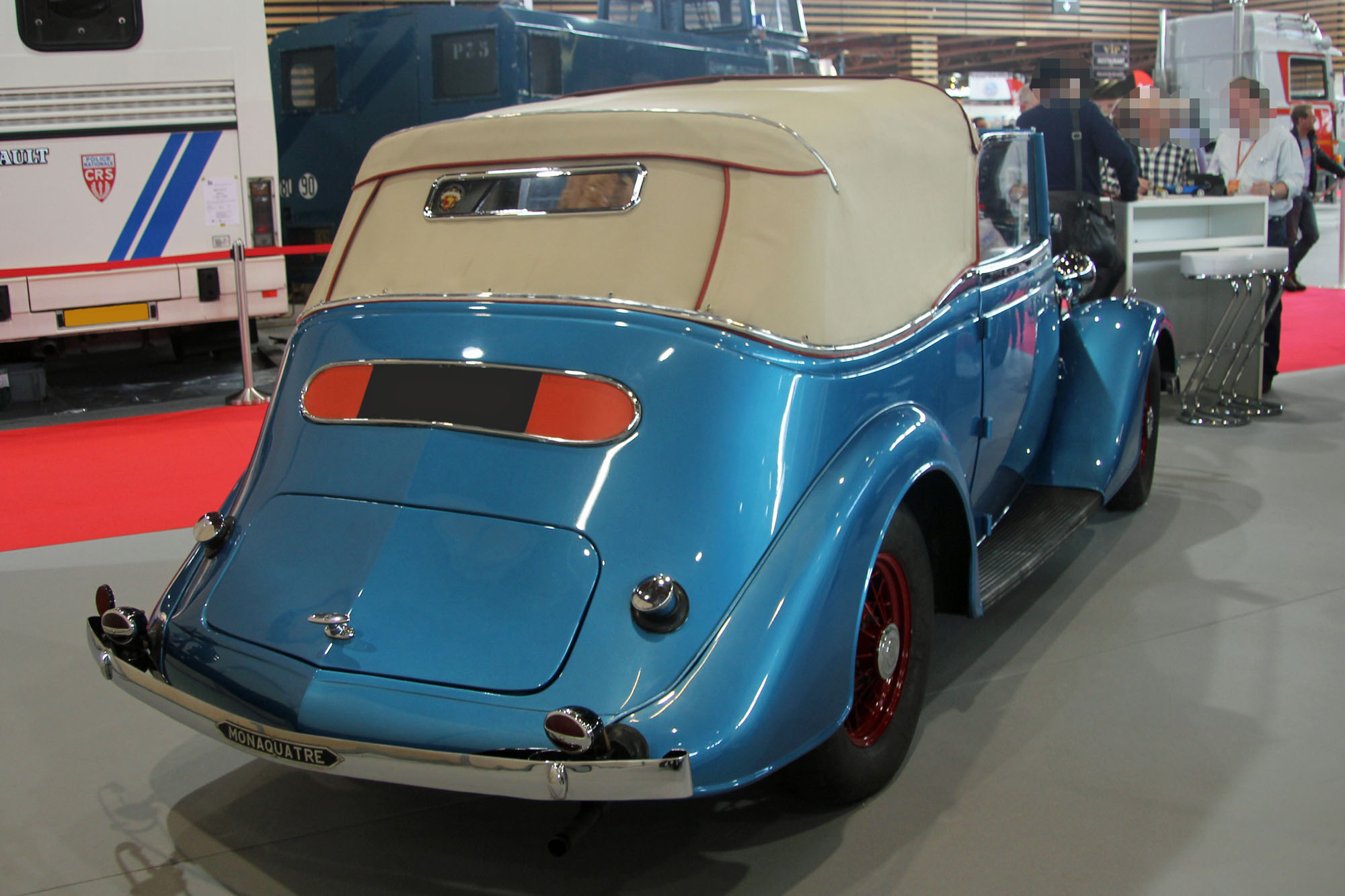 Renault Monaquatre