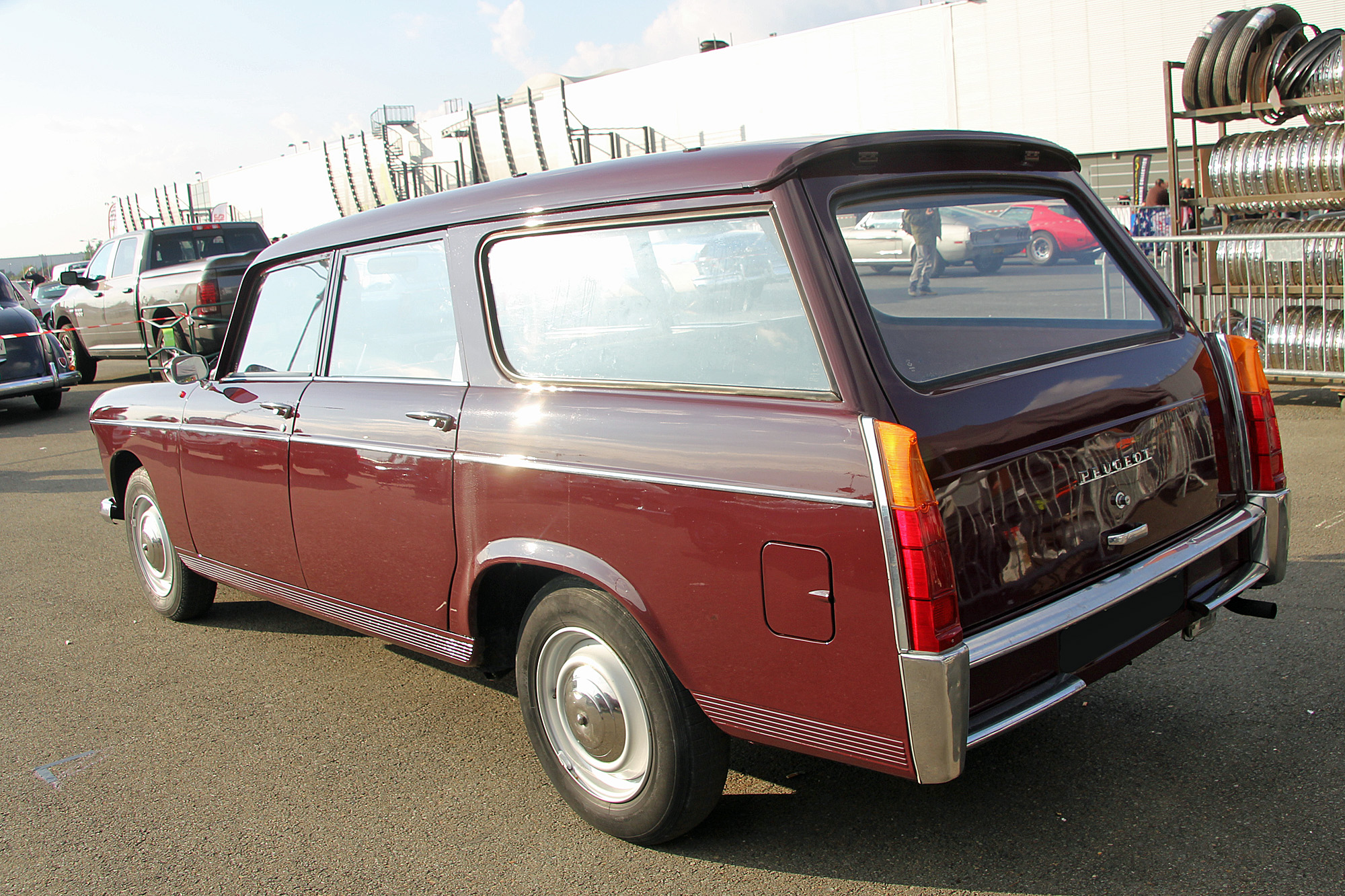 Peugeot 404