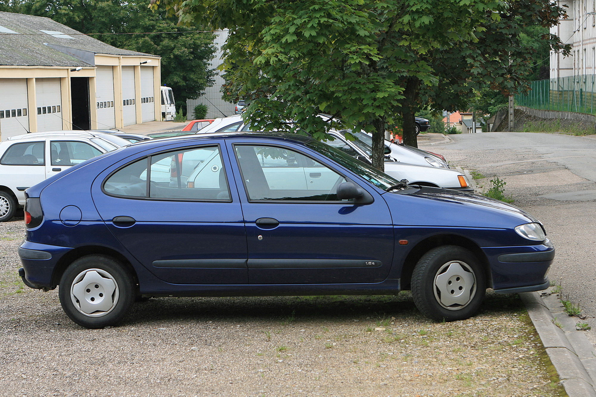 Description du véhicule Renault Megane 1 Encyclopédie