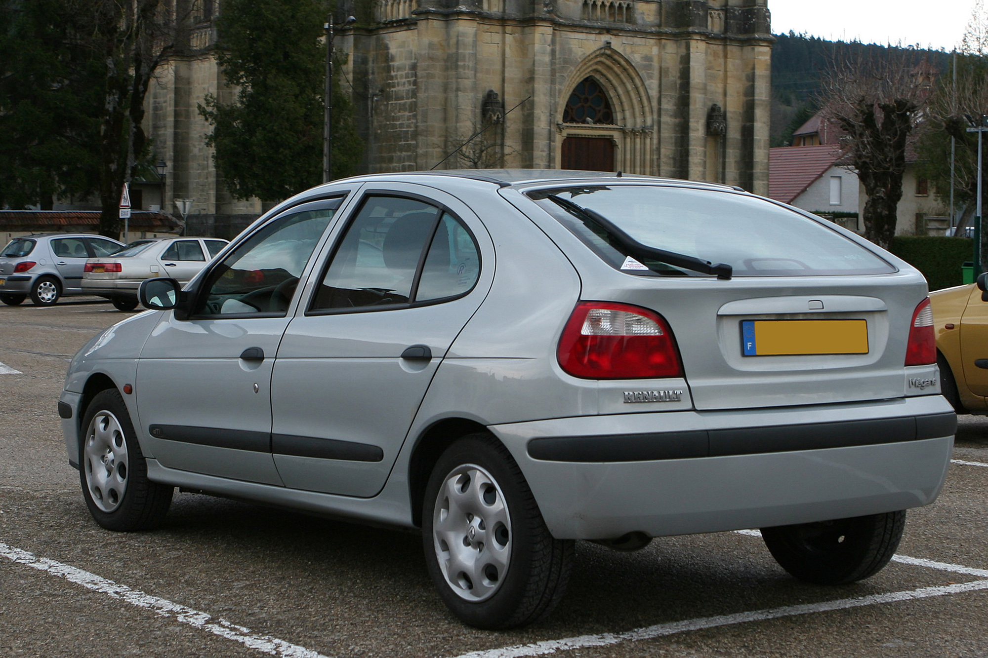 Description du véhicule Renault Megane 1 2 Encyclopédie