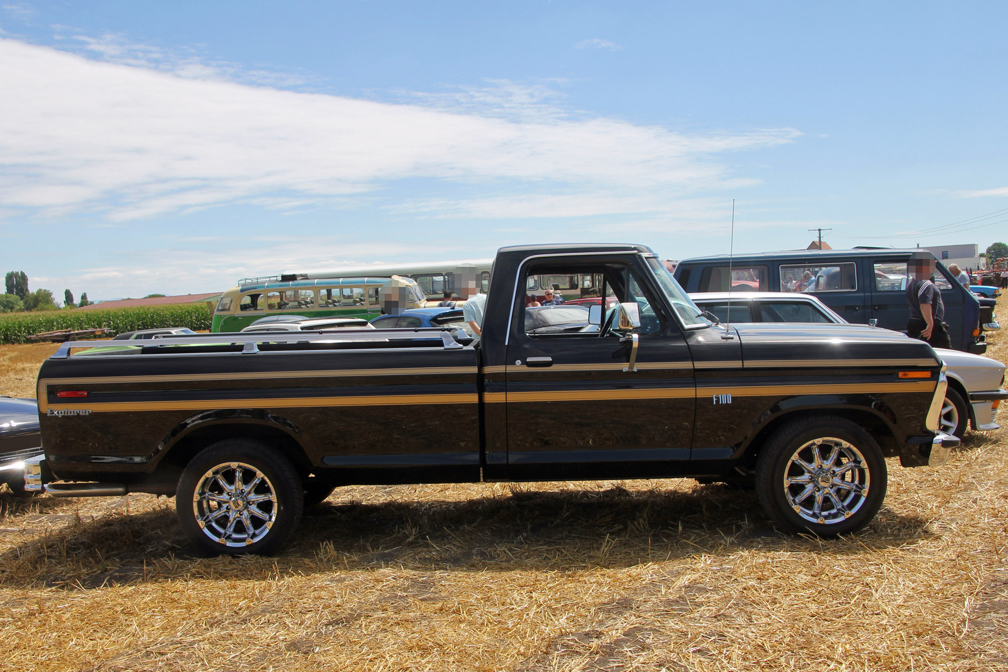 Ford USA F pick-up 6