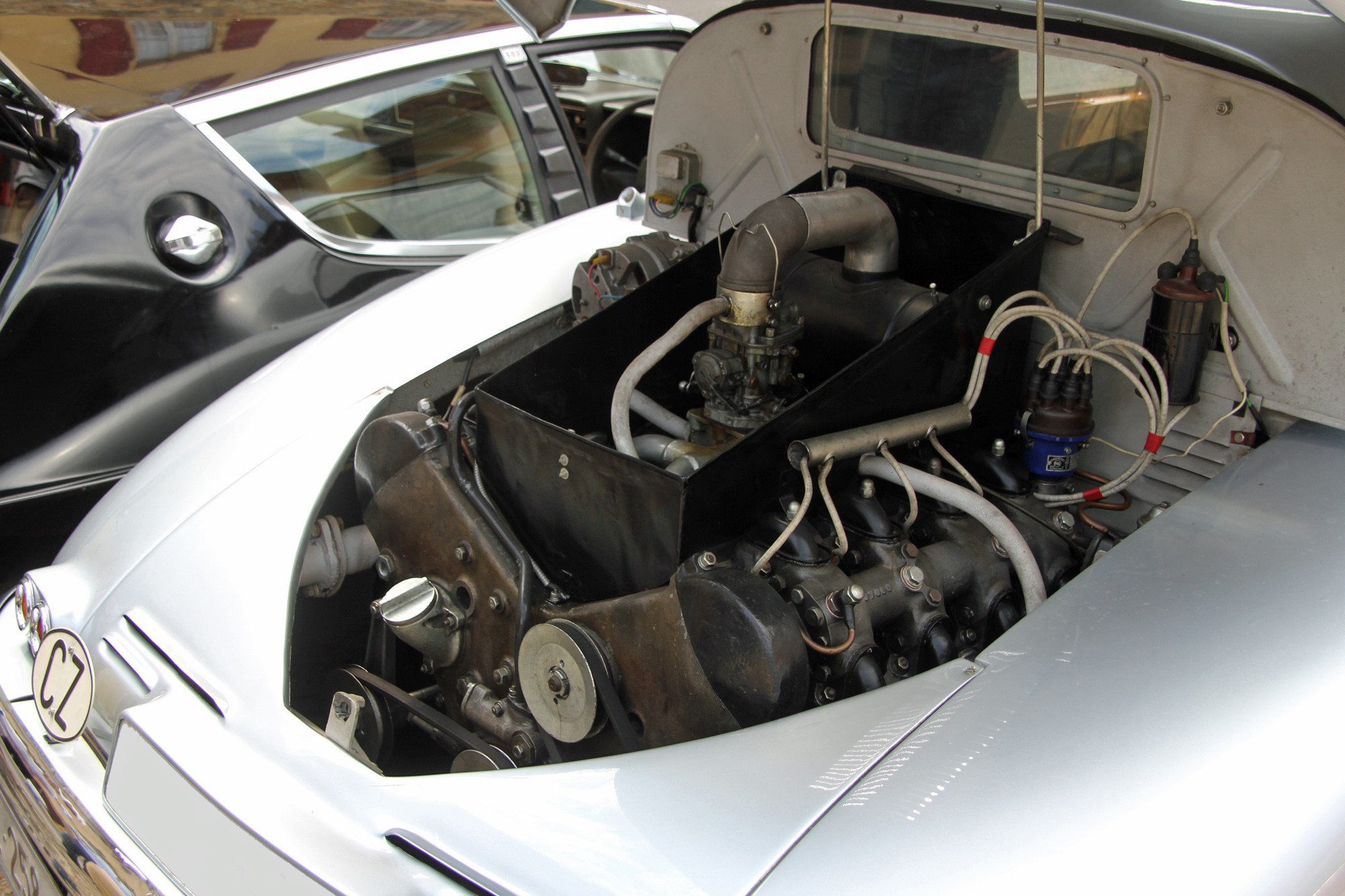 Tatra T 87