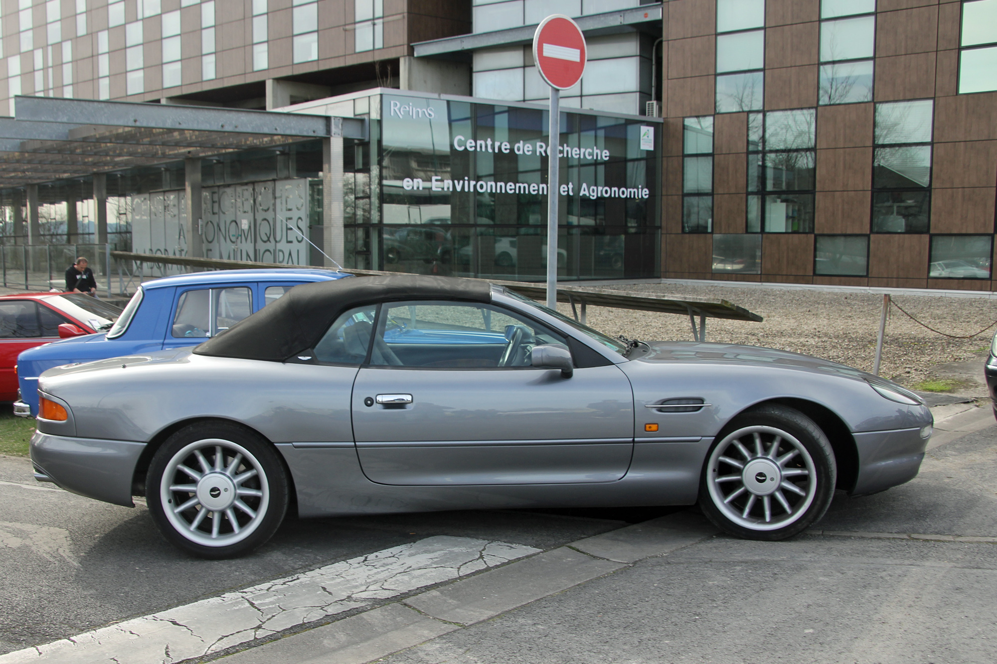Aston Martin DB7