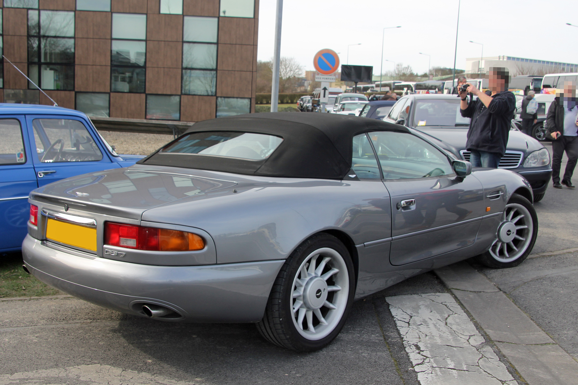 Aston Martin DB7