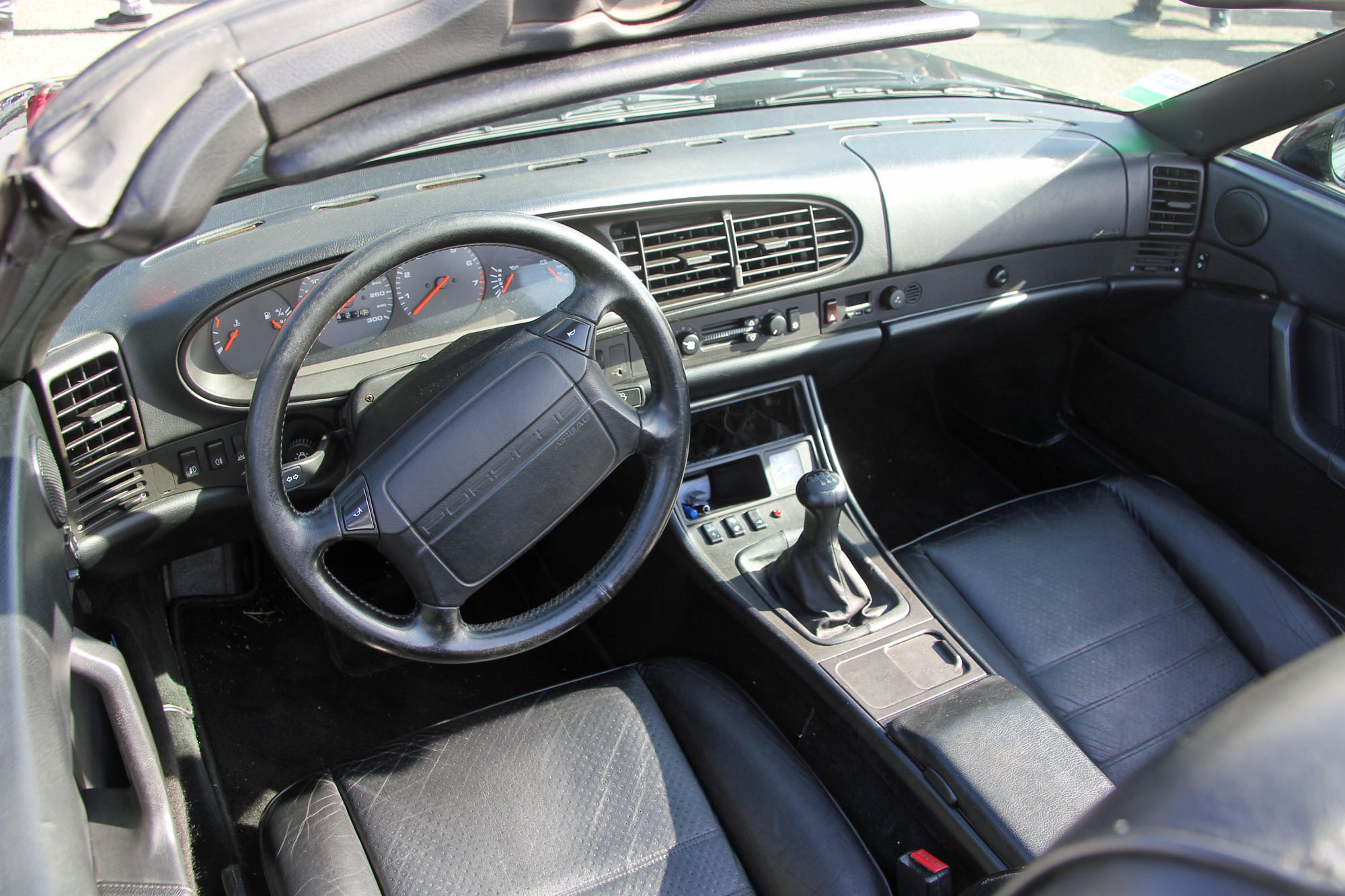 Porsche  968