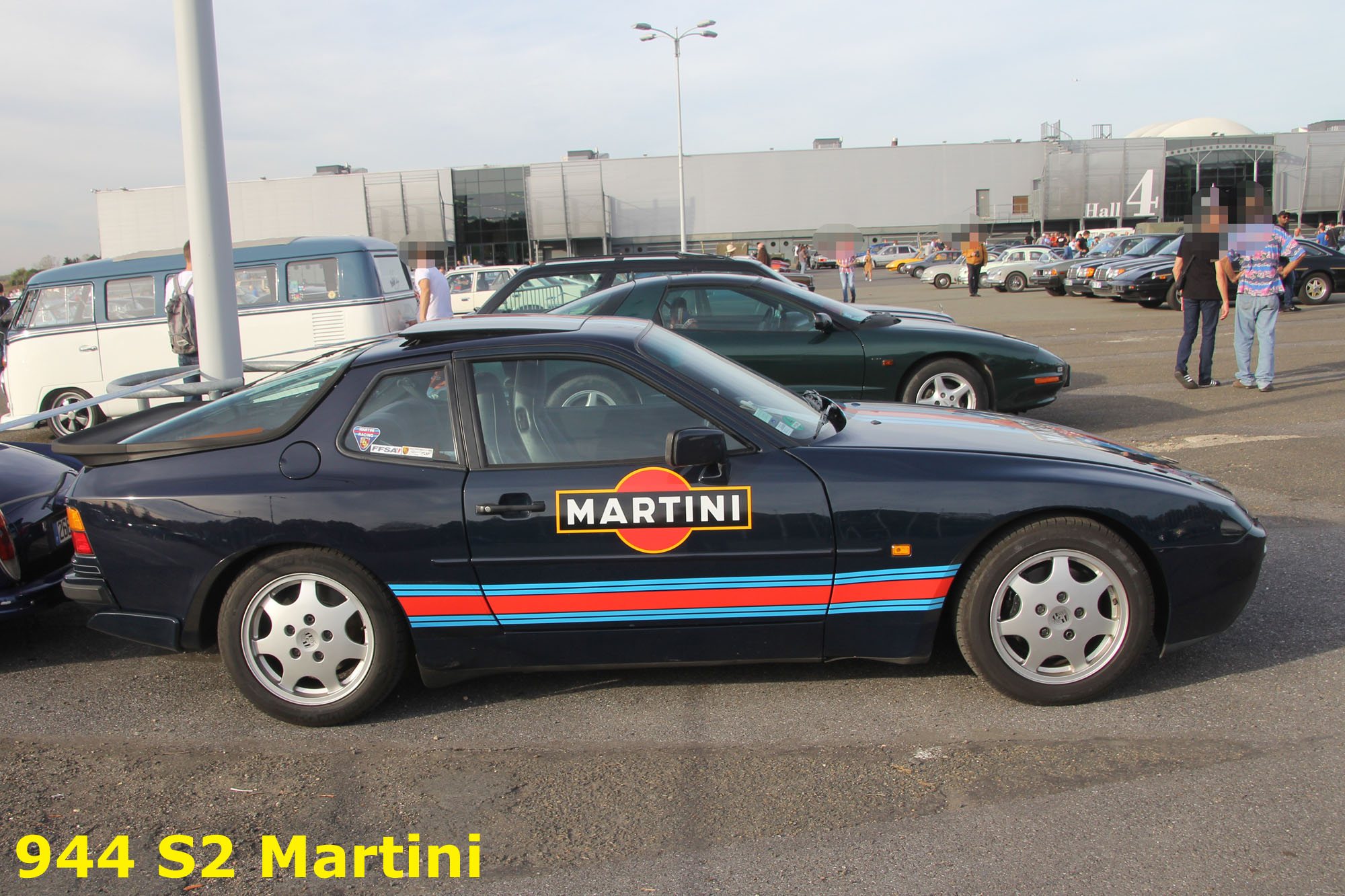 Porsche 944