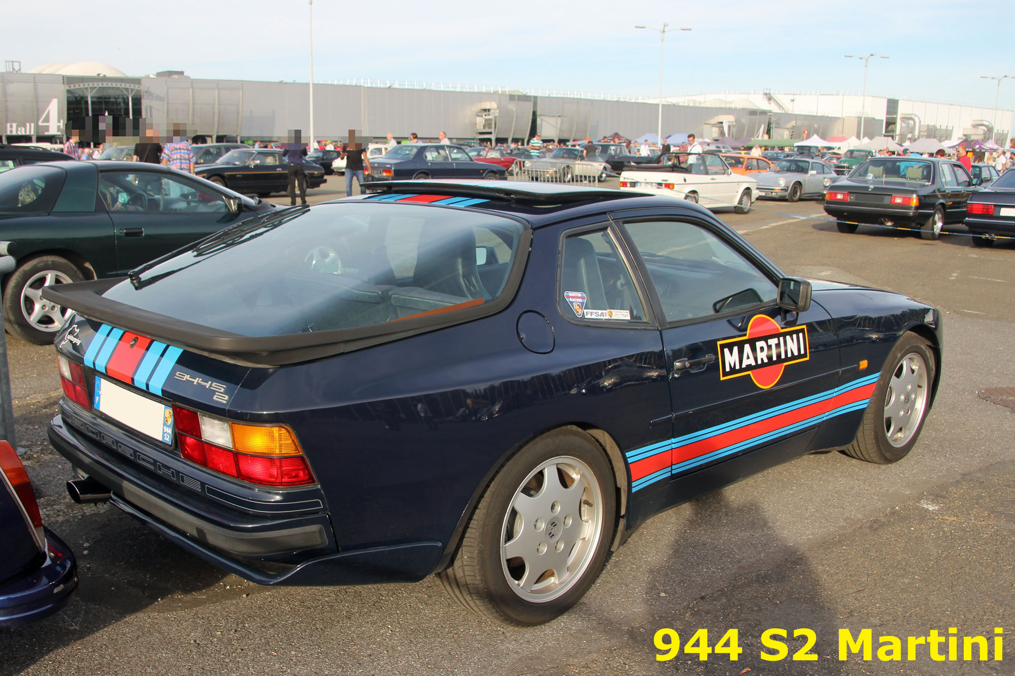 Porsche 944
