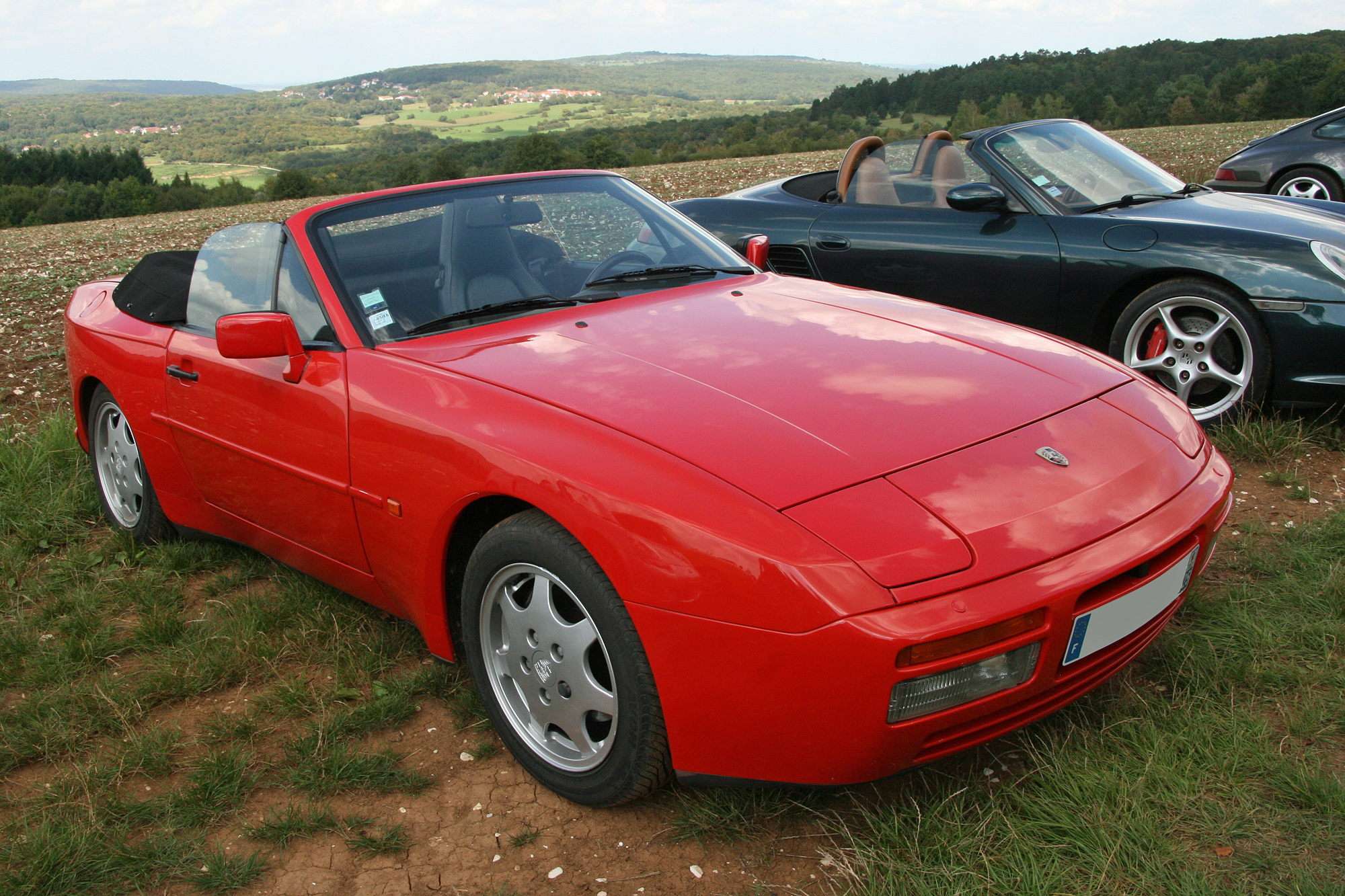 Porsche 944