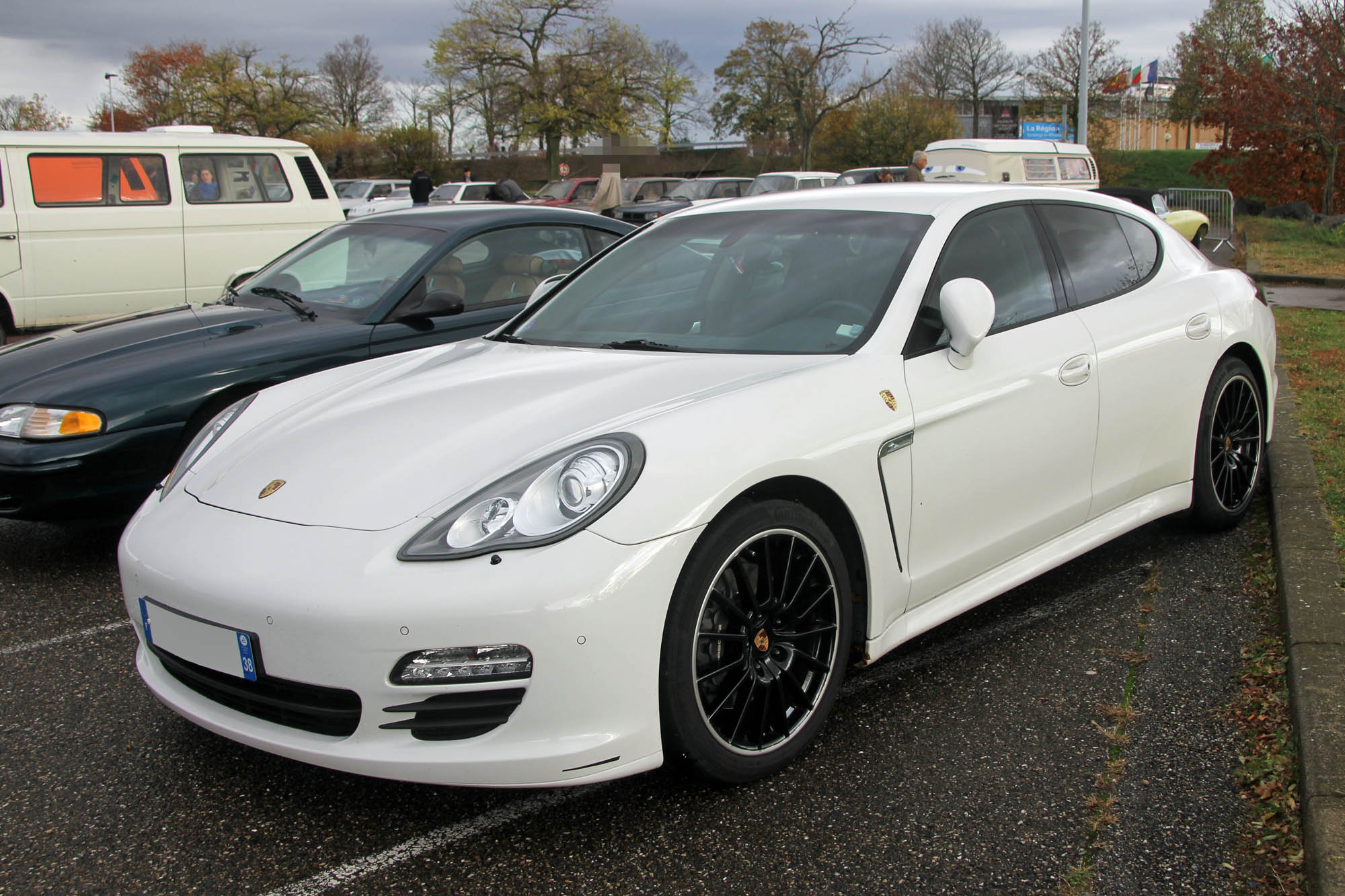 Porsche Panamera 1