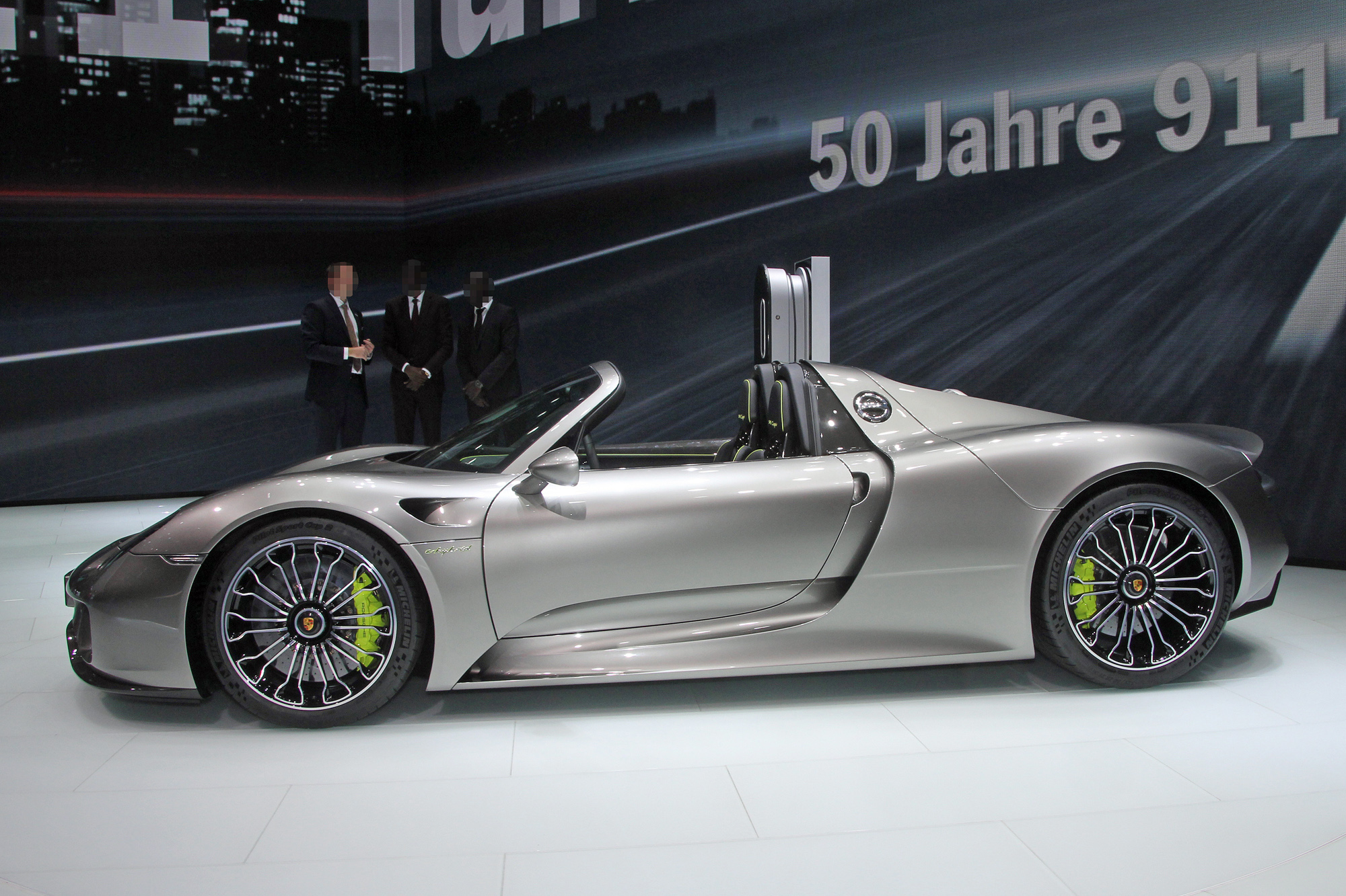 Porsche  918 spyder