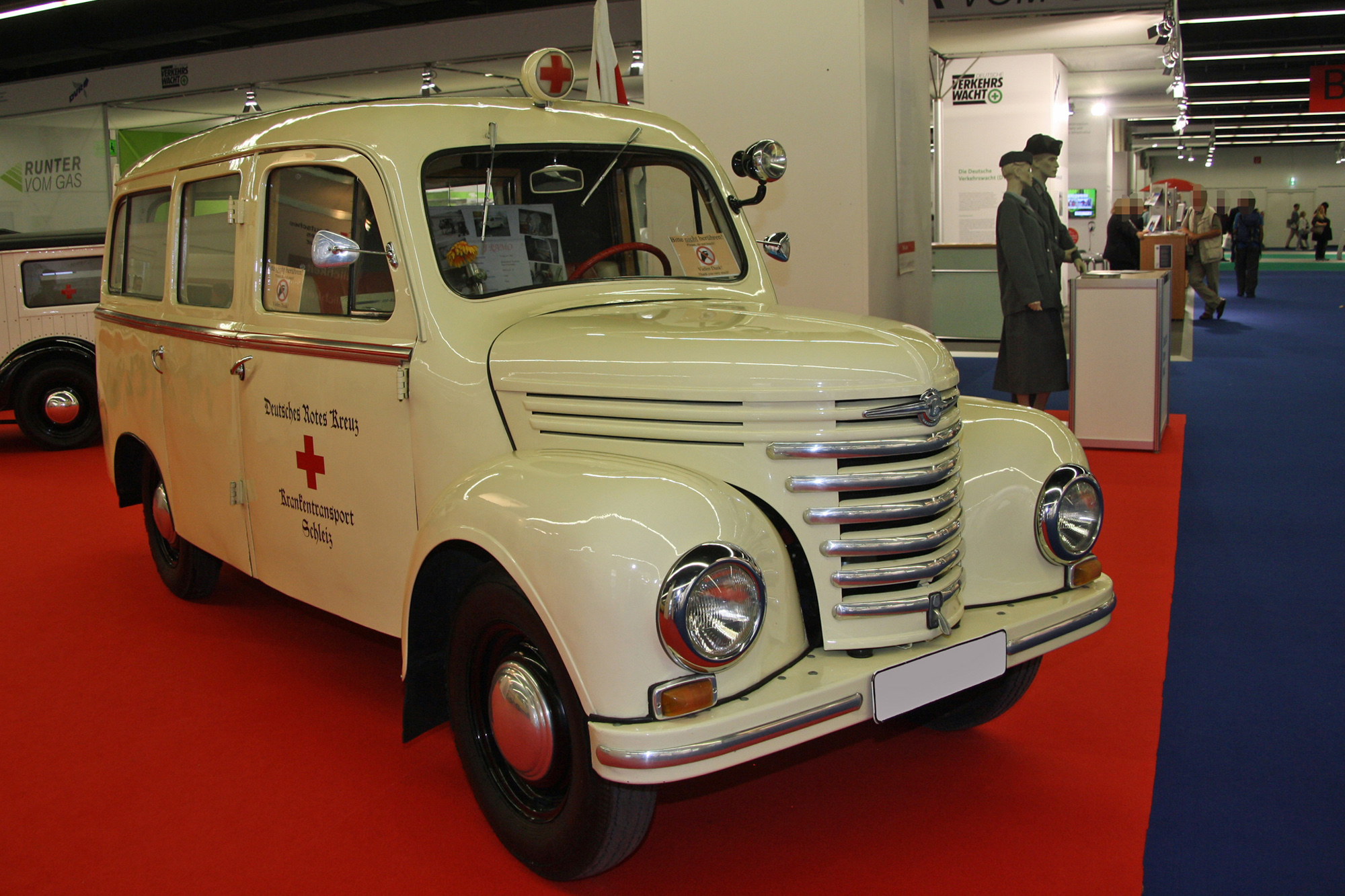 Barkas Framo V 902