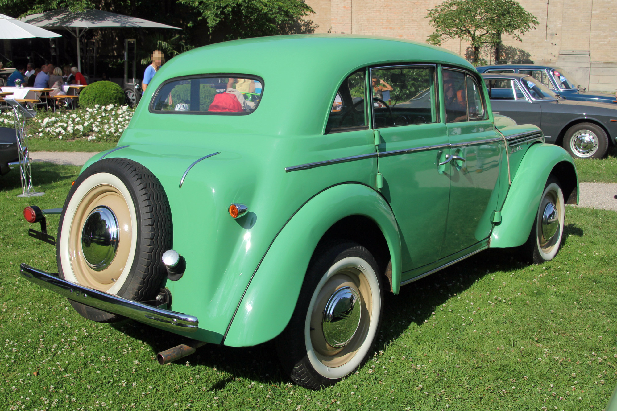 Moskvitch M401