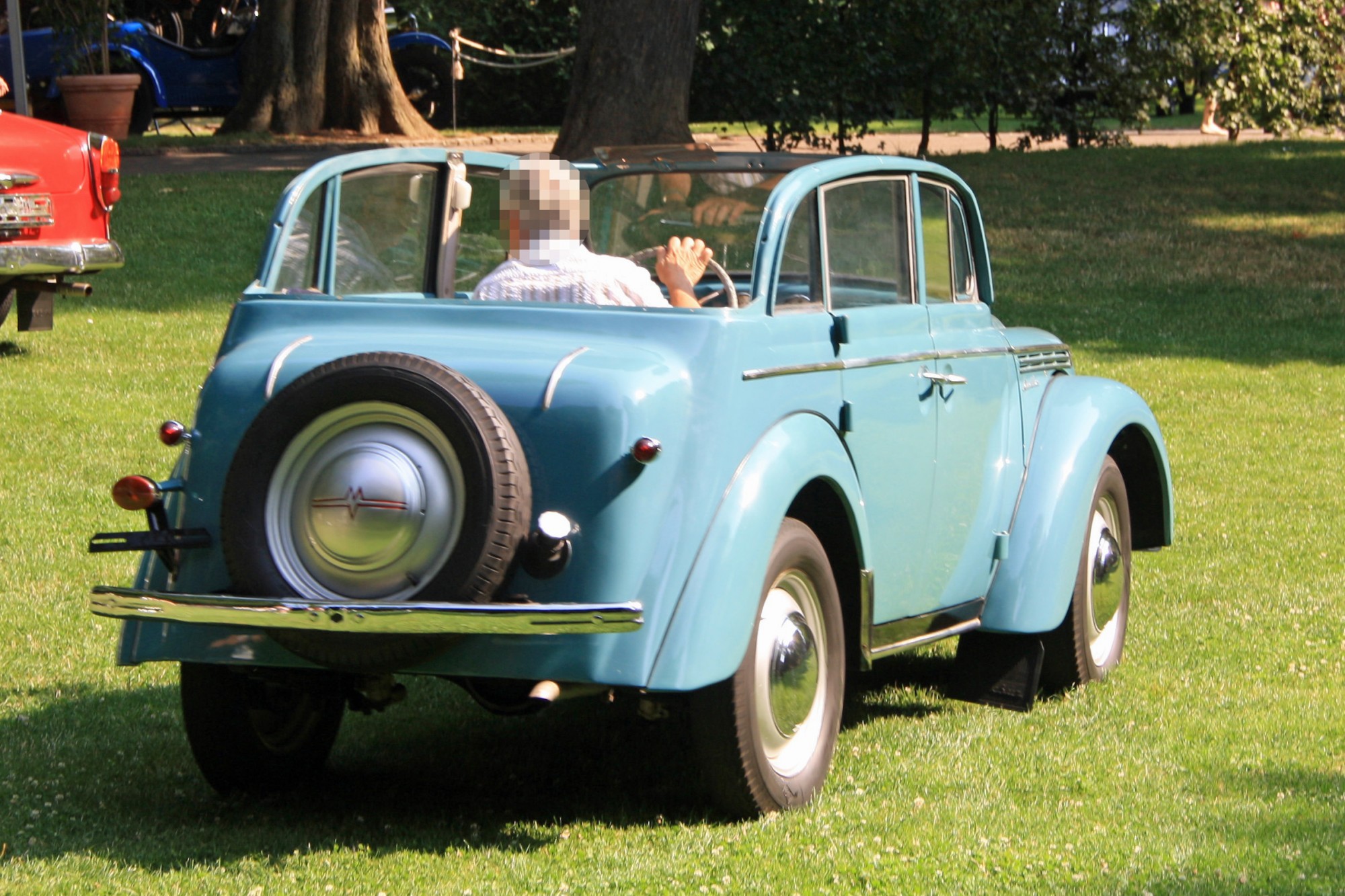 Moskvitch M401