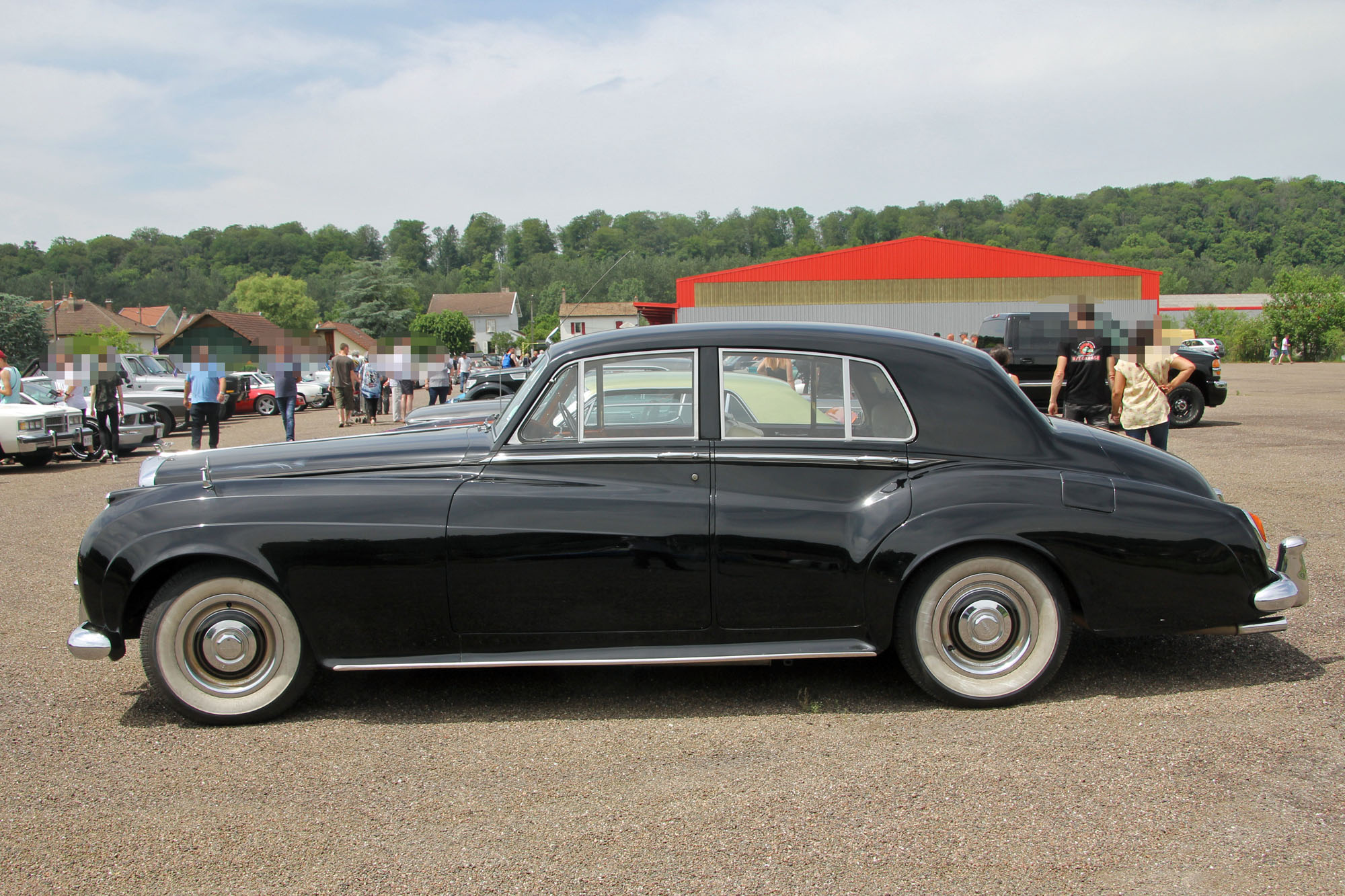 Bentley S1