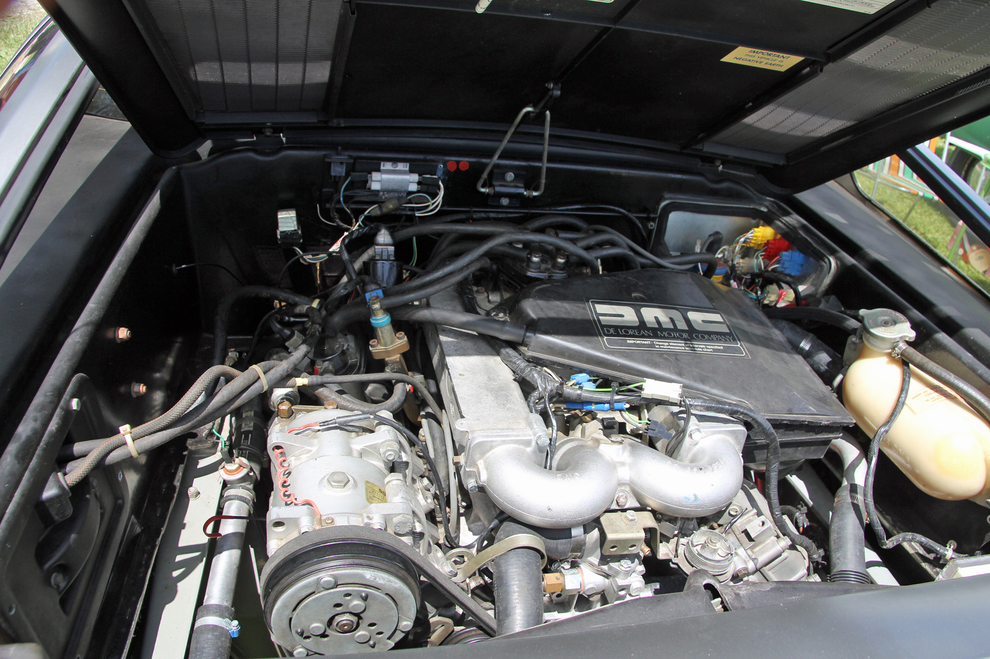 Delorean DMC 12