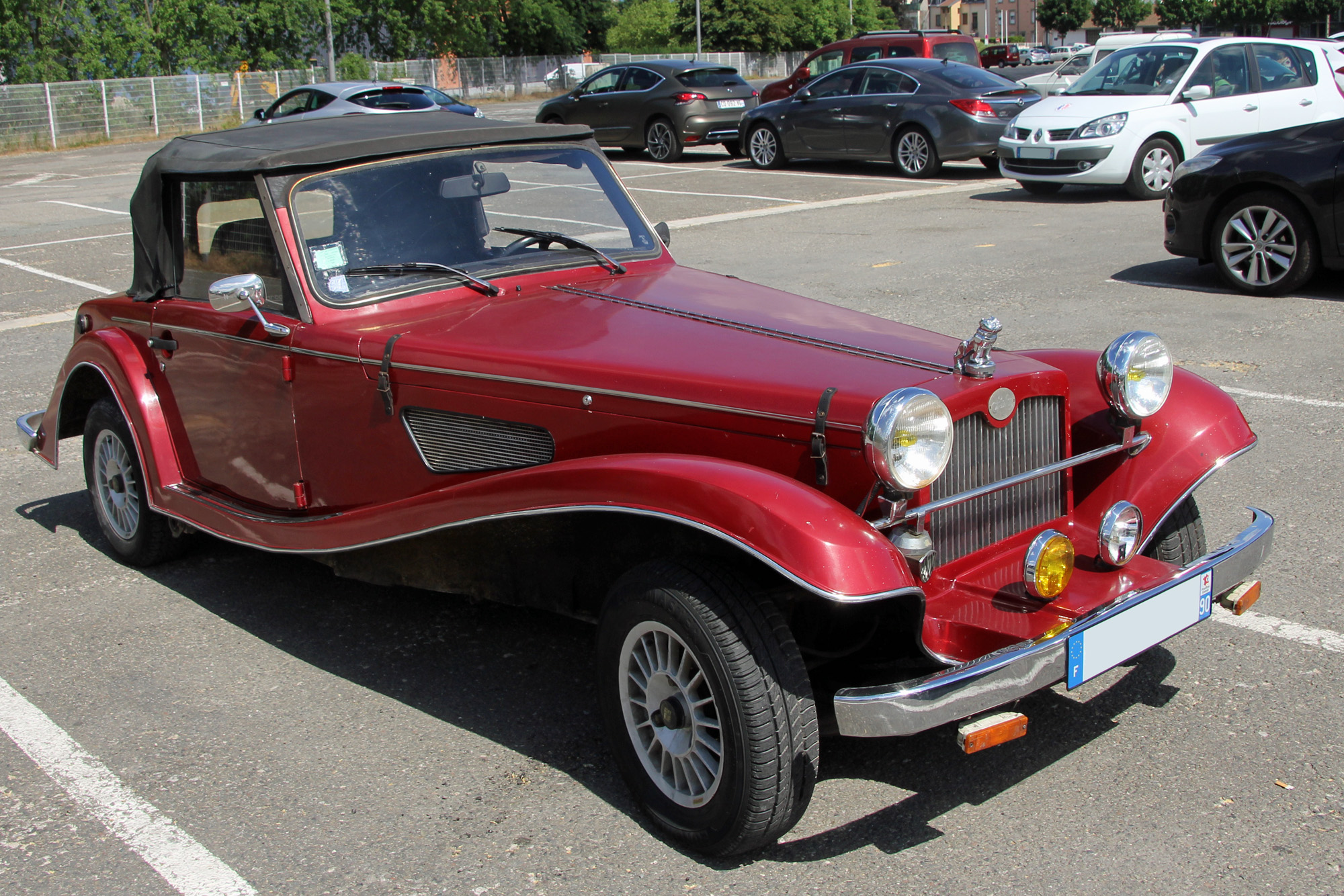 Suncar Kamouh 121