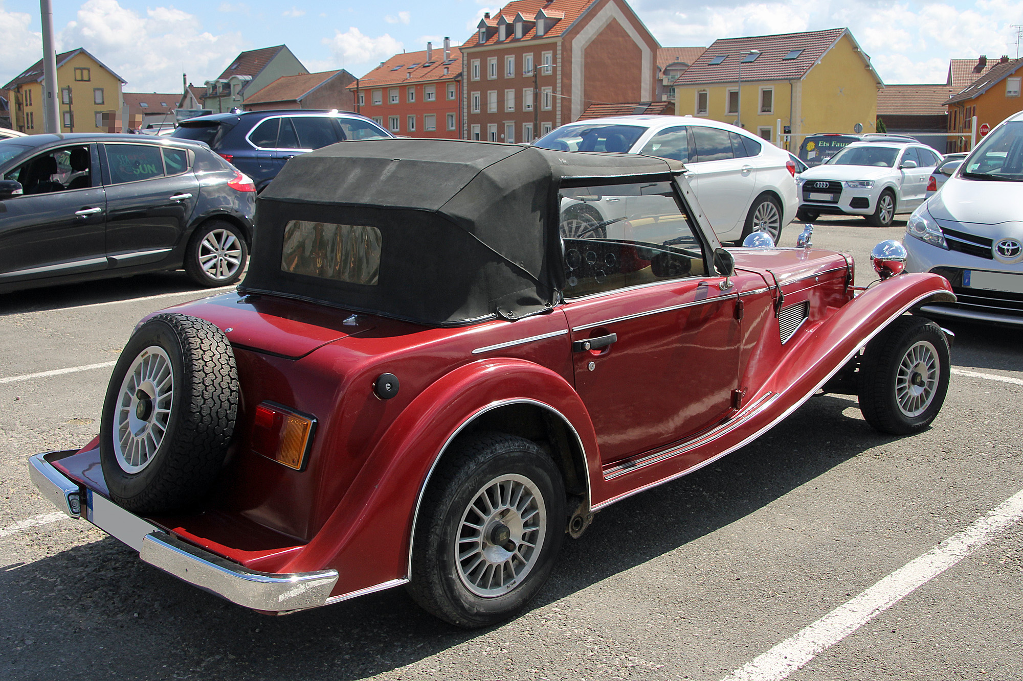 Suncar Kamouh 121