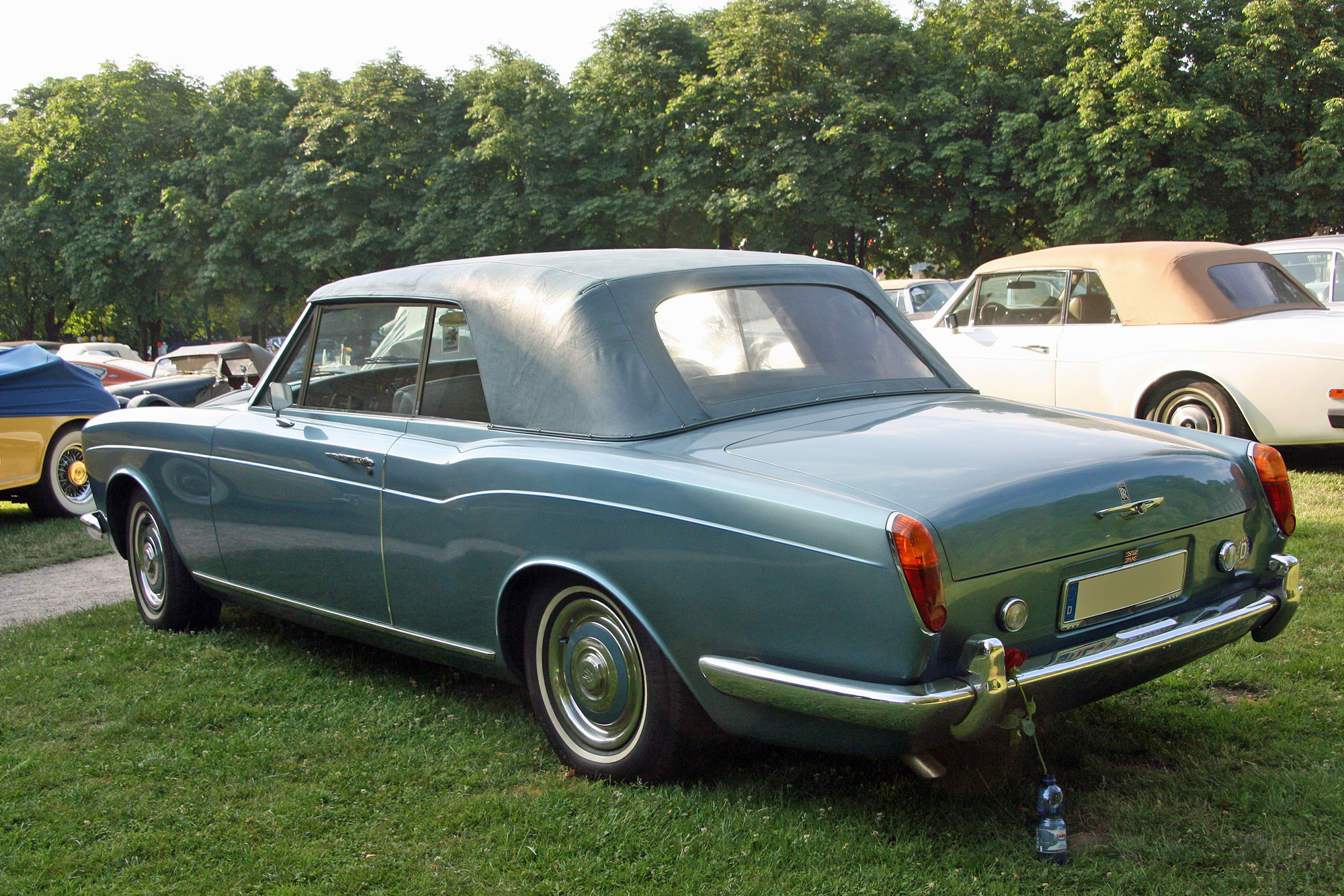 Rolls Royce  Corniche