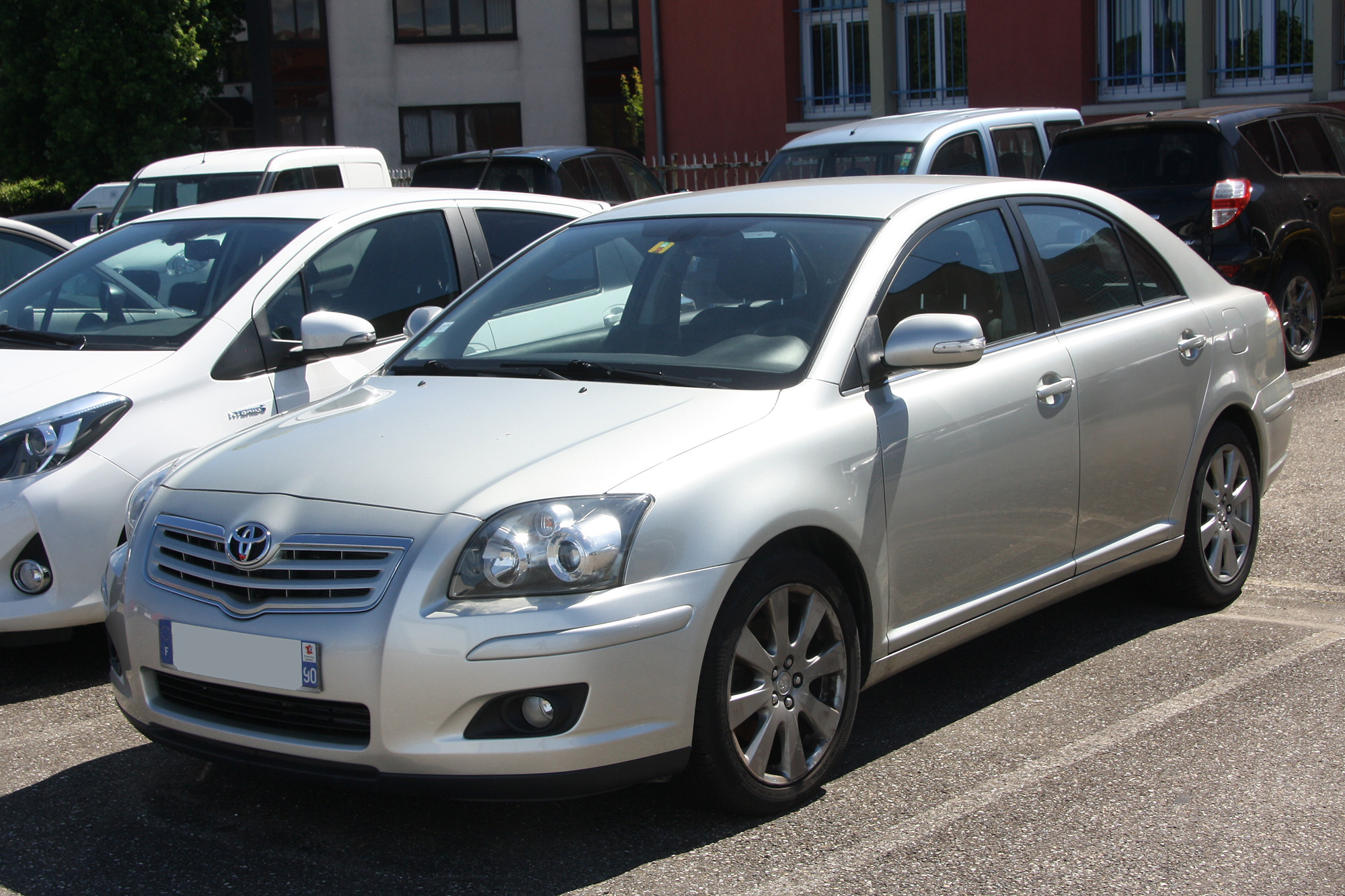 Toyota Avensis 2