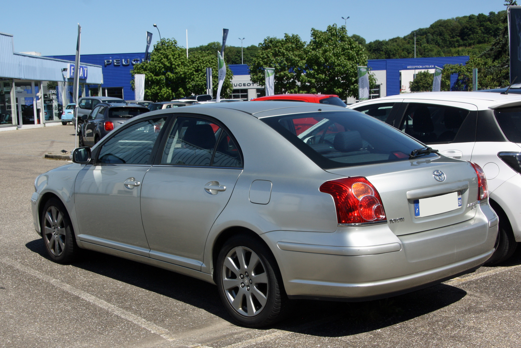 Toyota Avensis 2