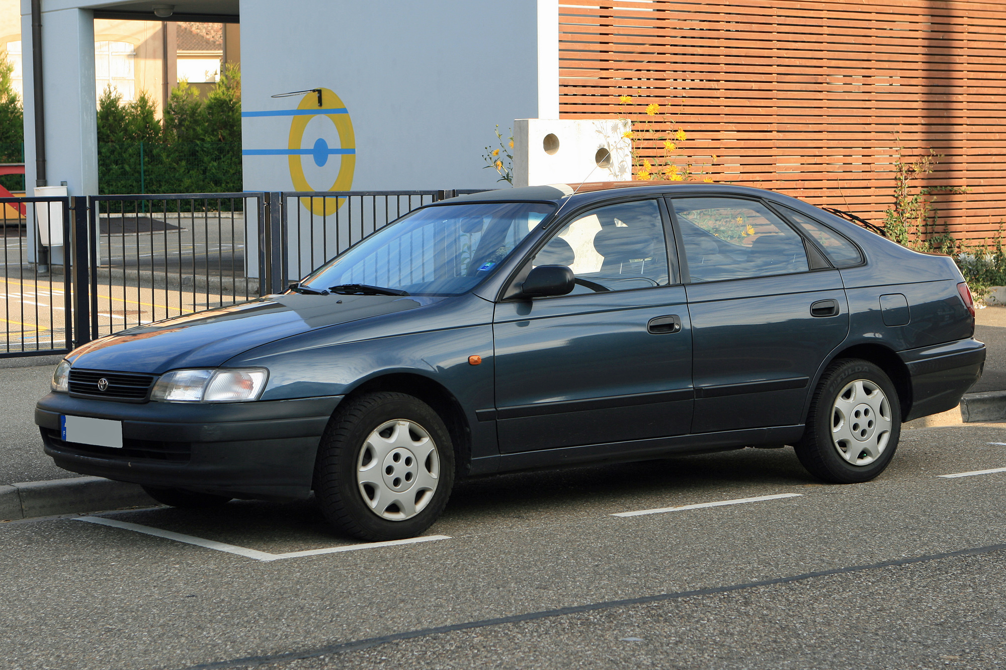 Toyota Carina E