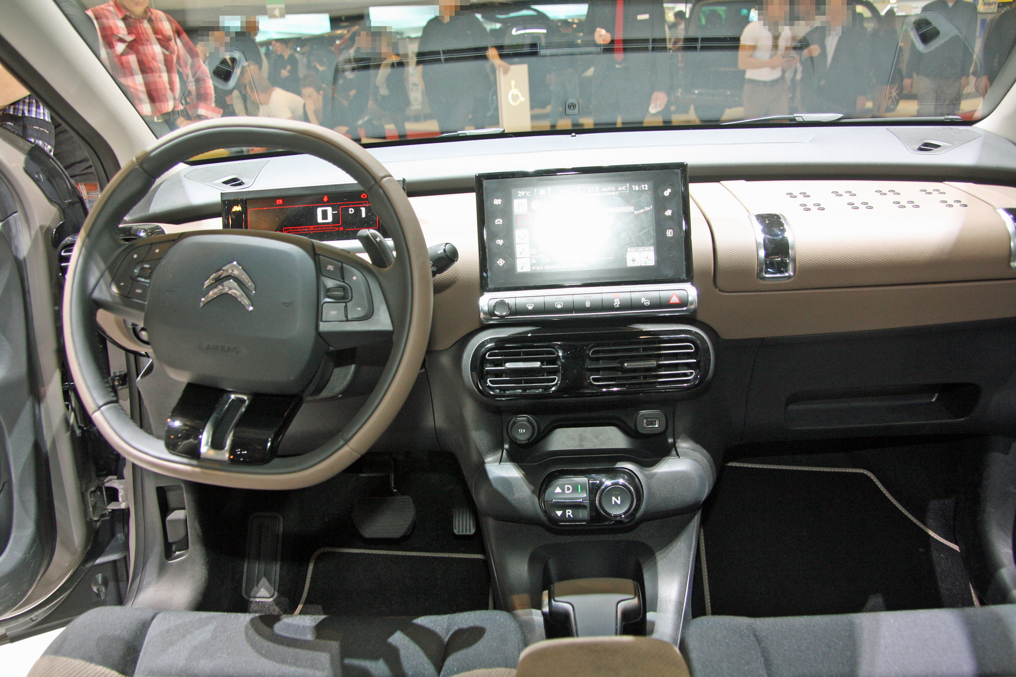 Citroën C4 cactus phase 1