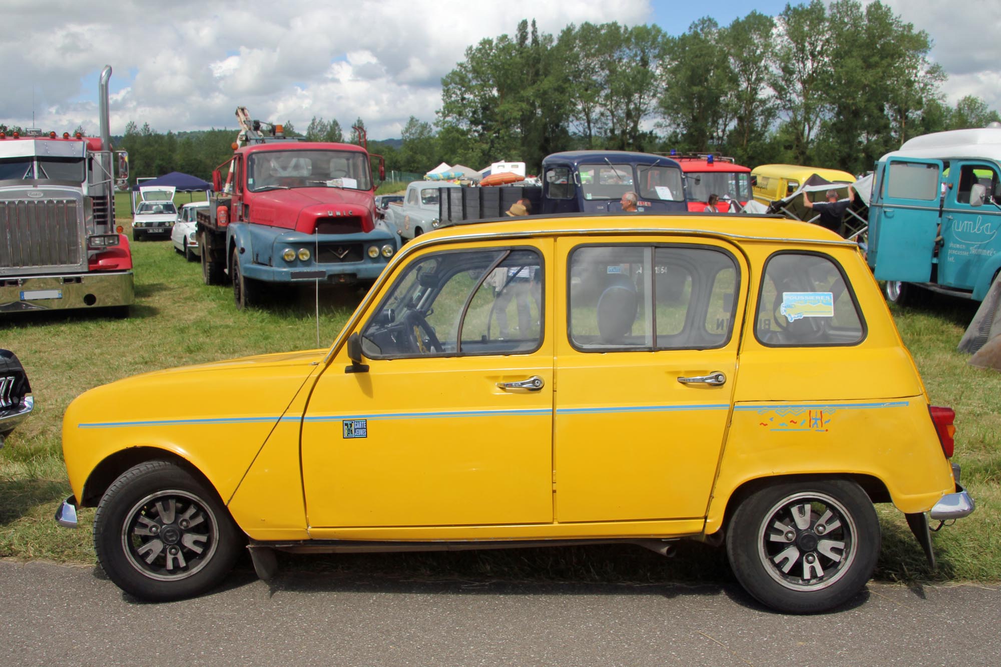 Renault 4 carte jeune