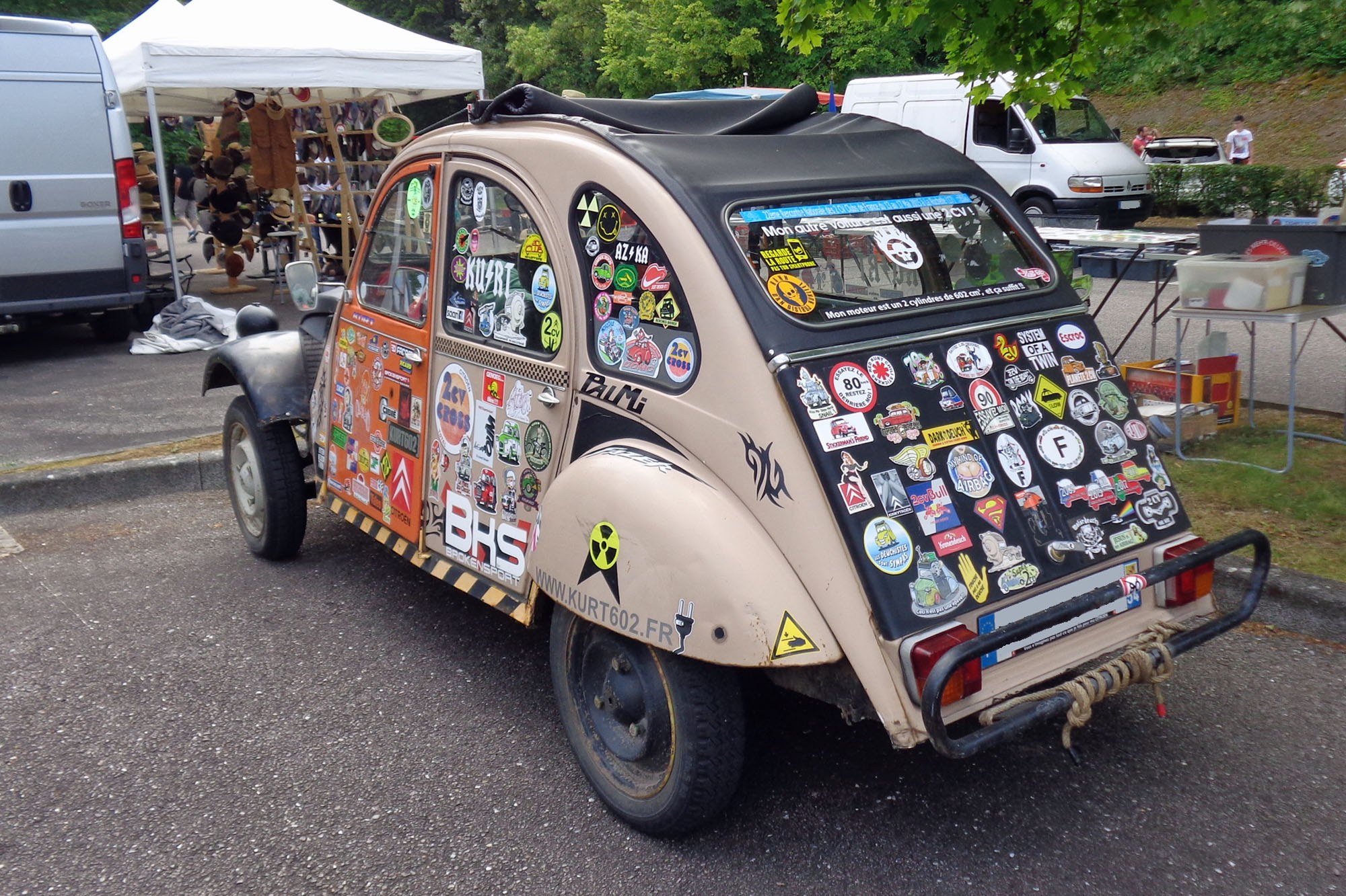 Citroën 2cv transformée (peinture)