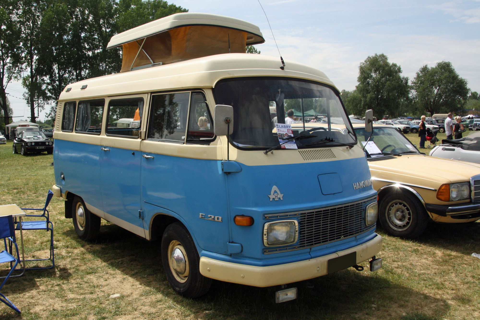 Hanomag F20