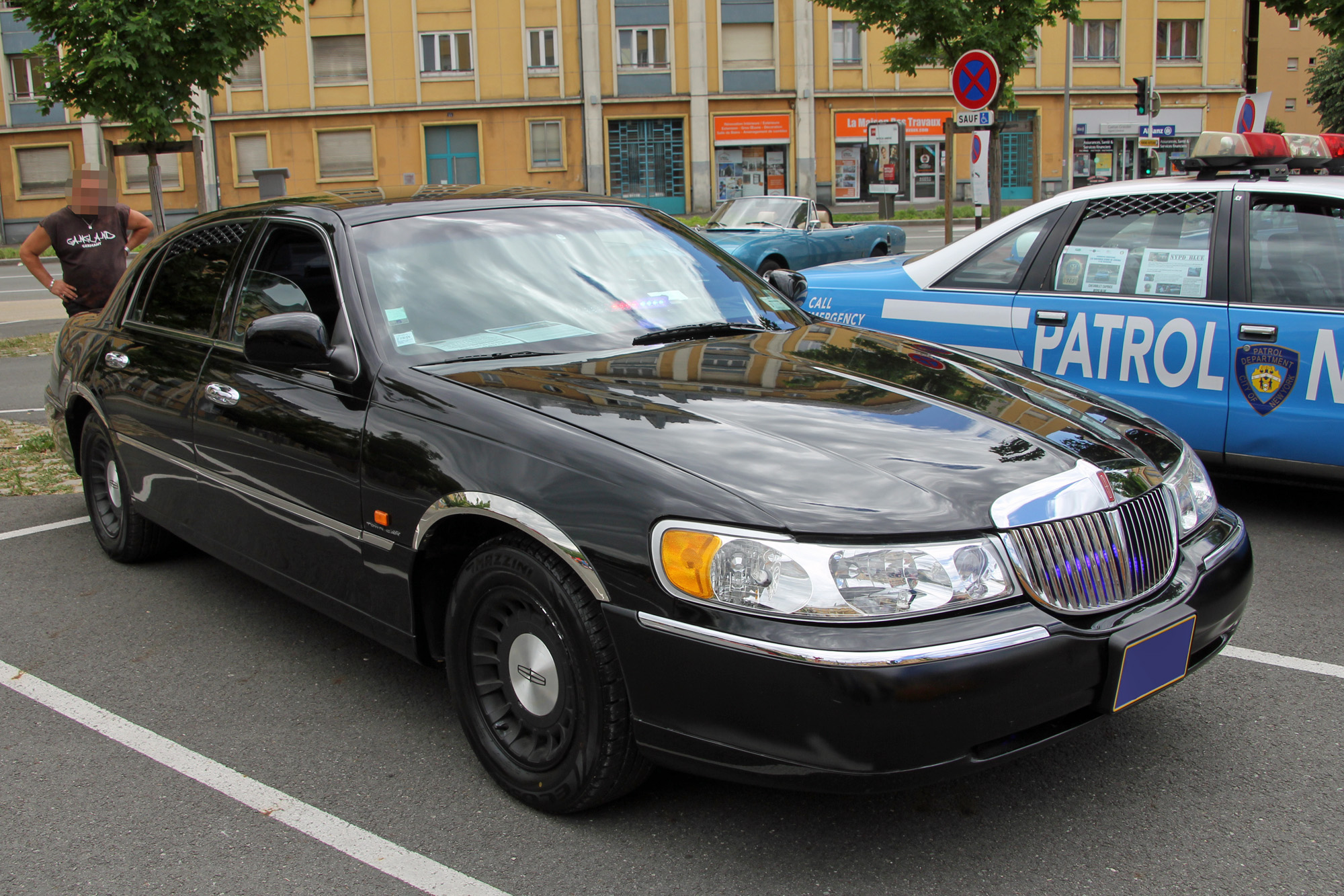 Lincoln Town car 3