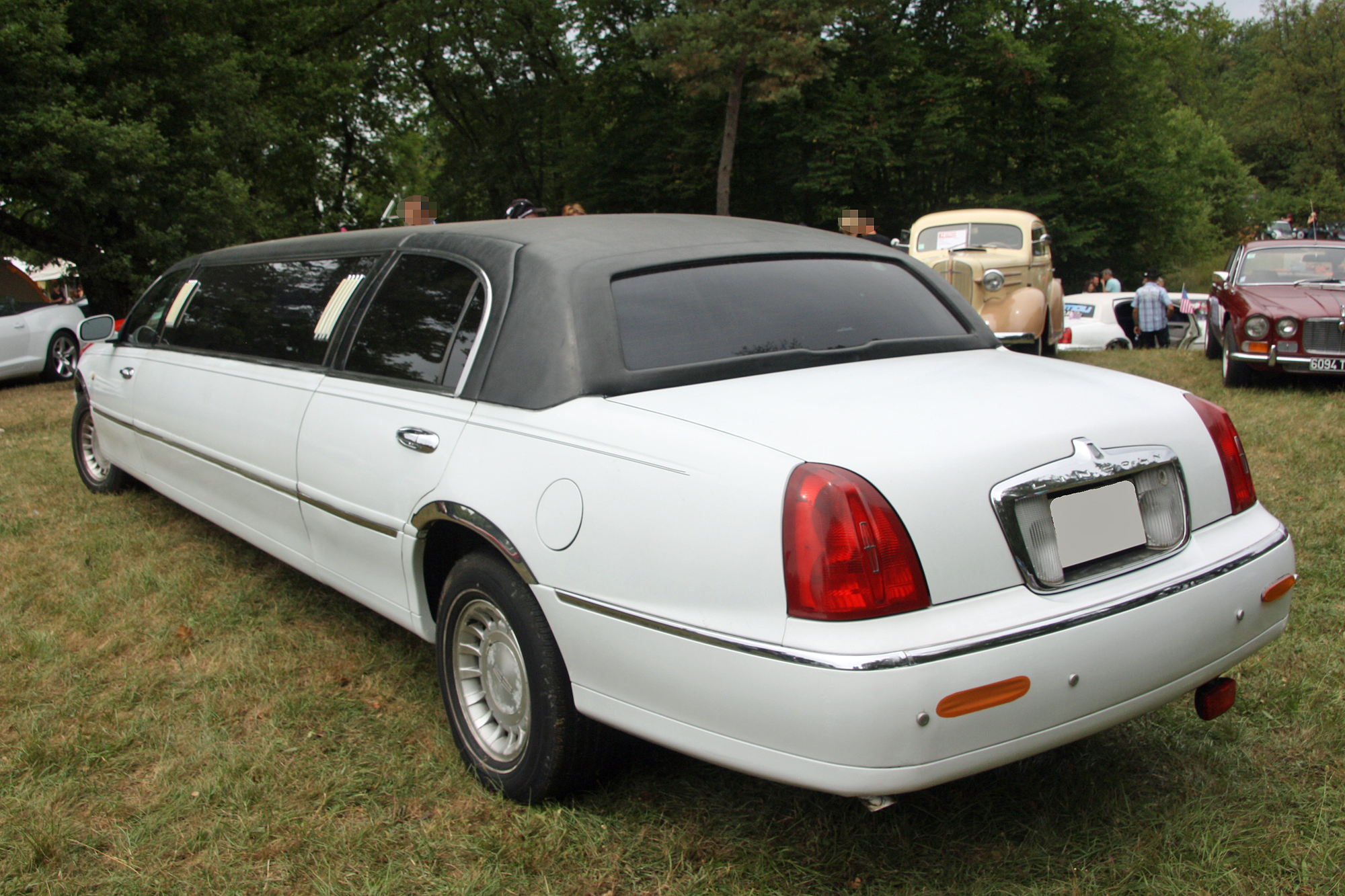 Lincoln Town car 3