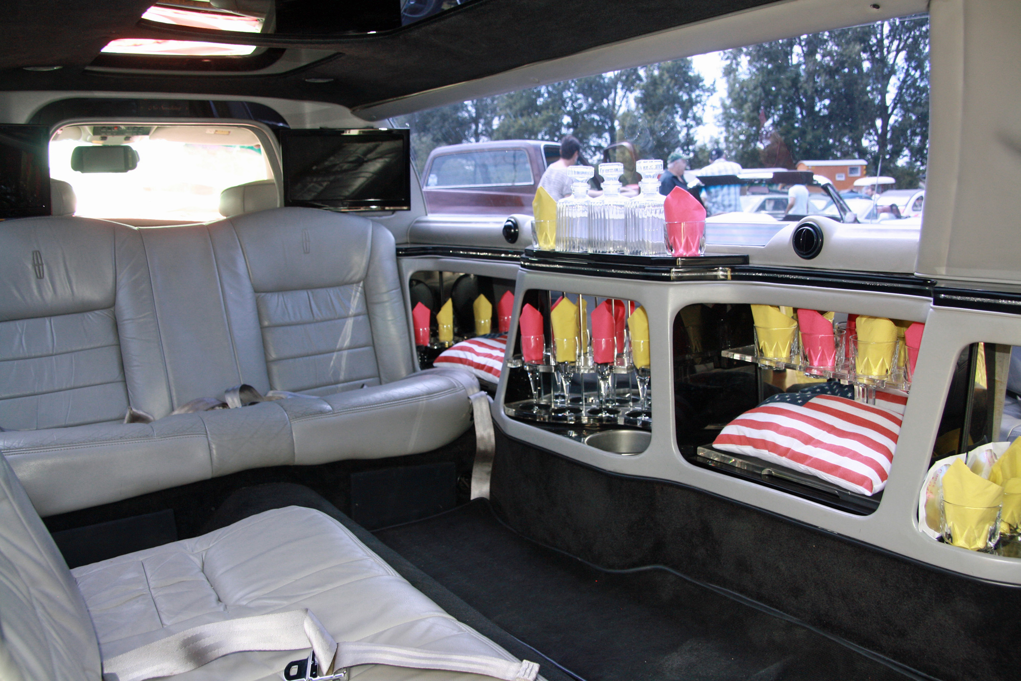 Lincoln Town car 3