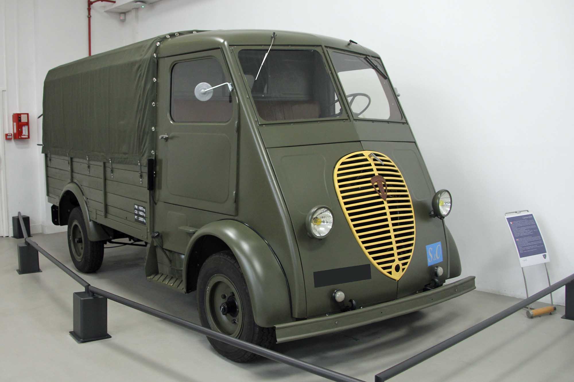 Peugeot Q3