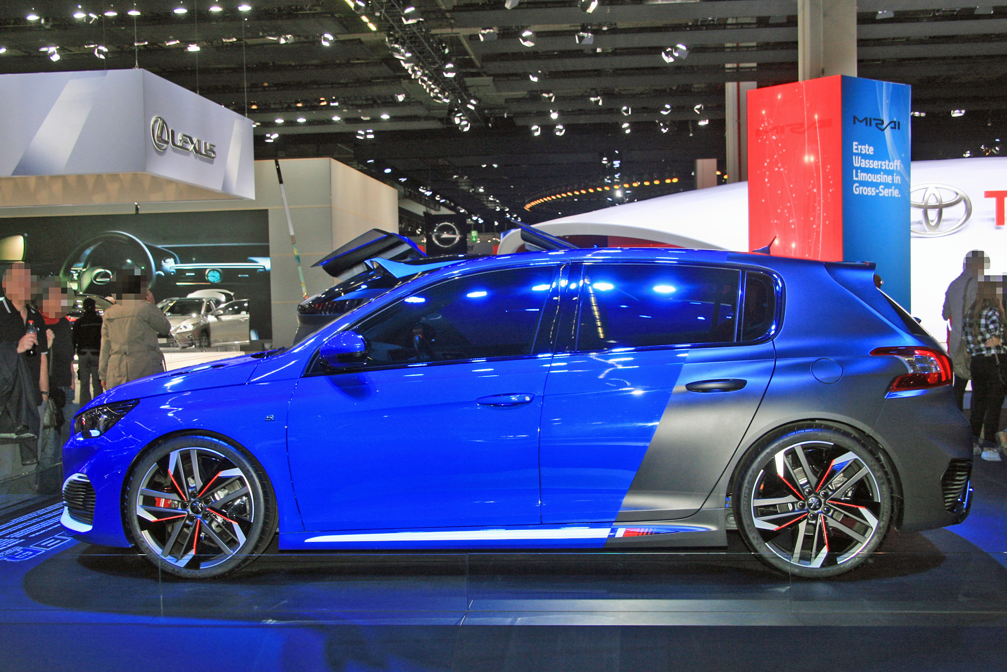 Peugeot Concept 308 R hybrid