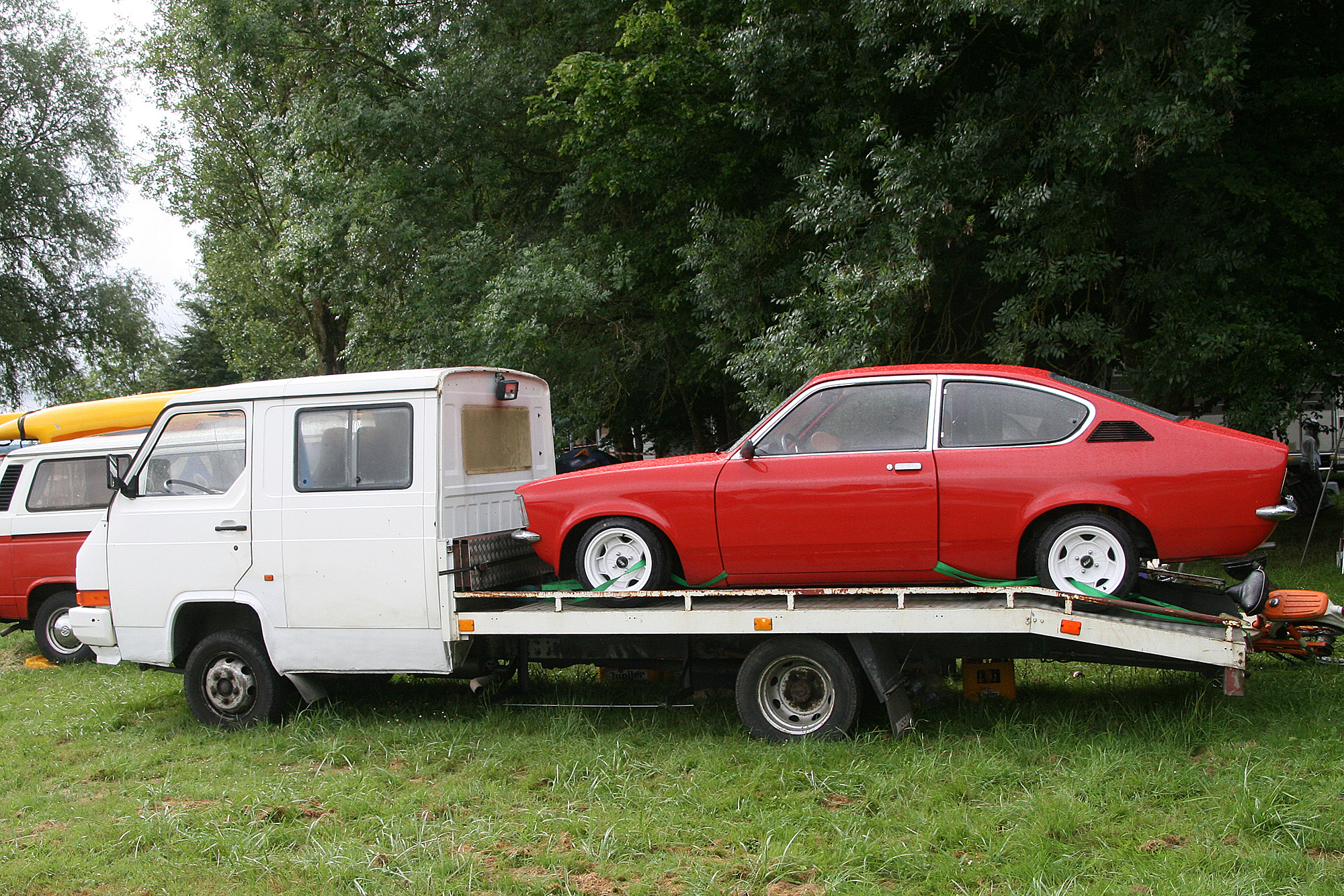 Nissan Trade 100