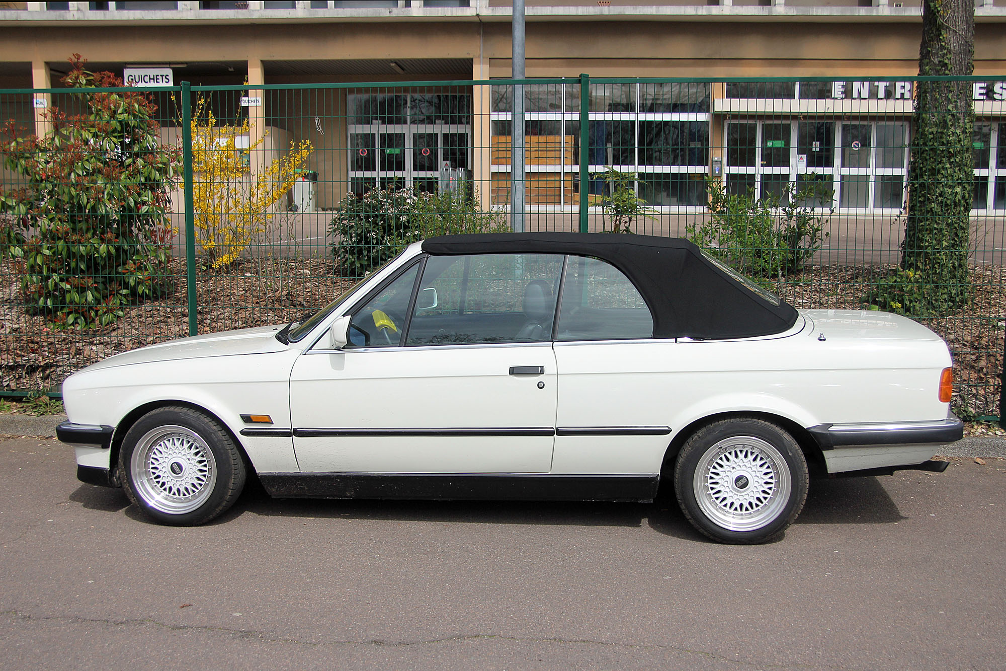 BMW Série 3 E30 phase 1