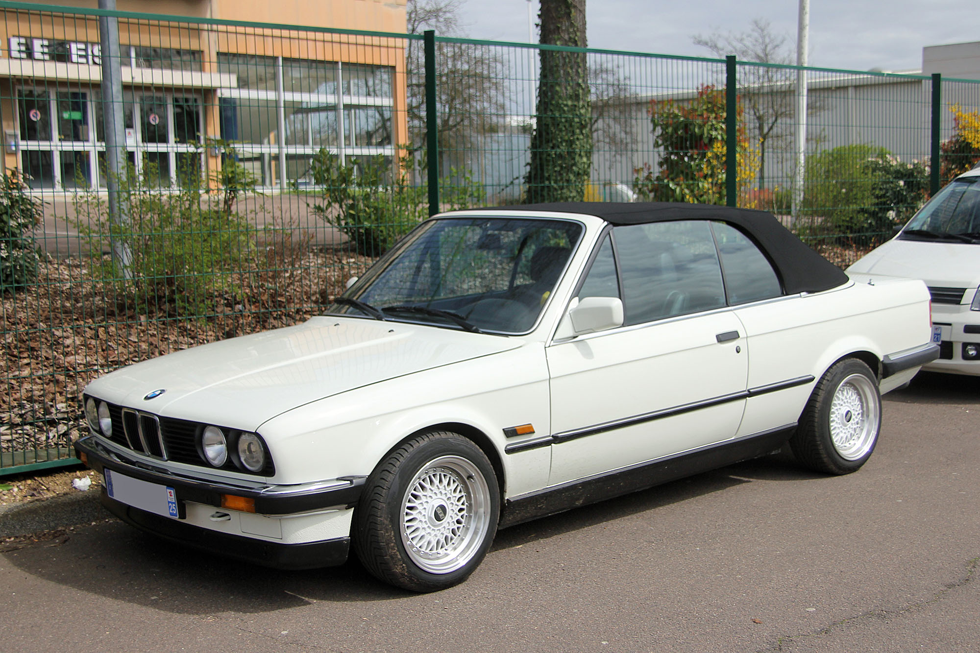BMW Série 3 E30 phase 1